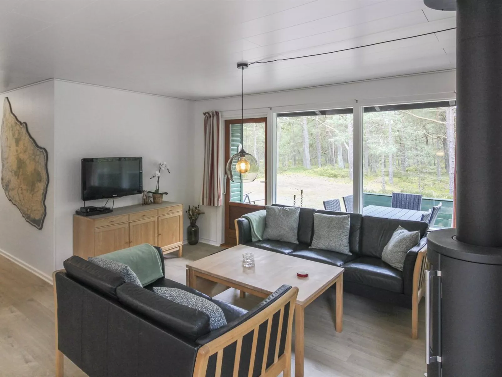"Michel" - 300m from the sea-Binnen