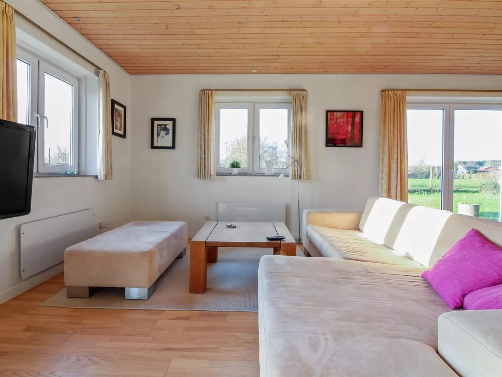 "Ettie" - 6km from the sea-Binnen