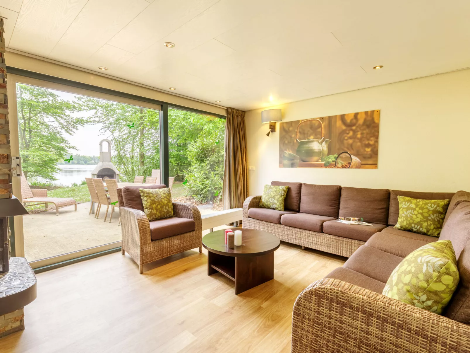 VIP Cottage-Buiten