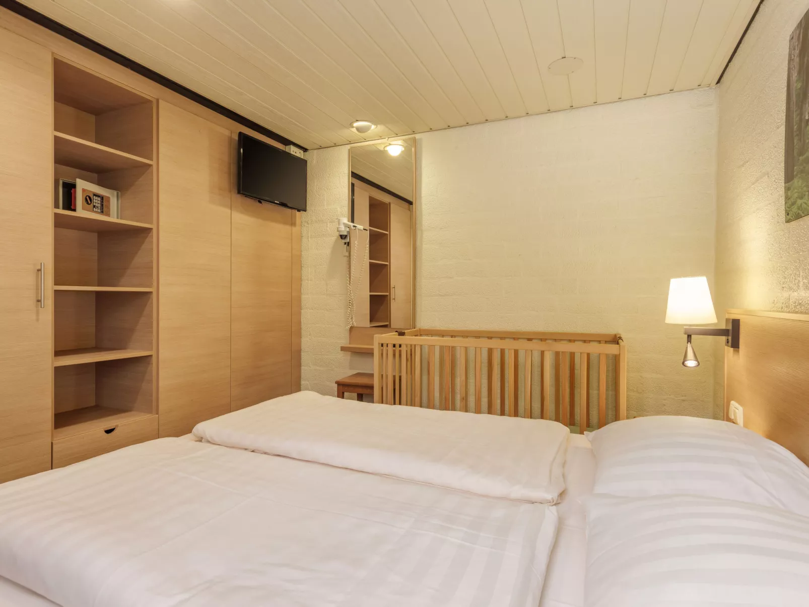 VIP Cottage-Buiten