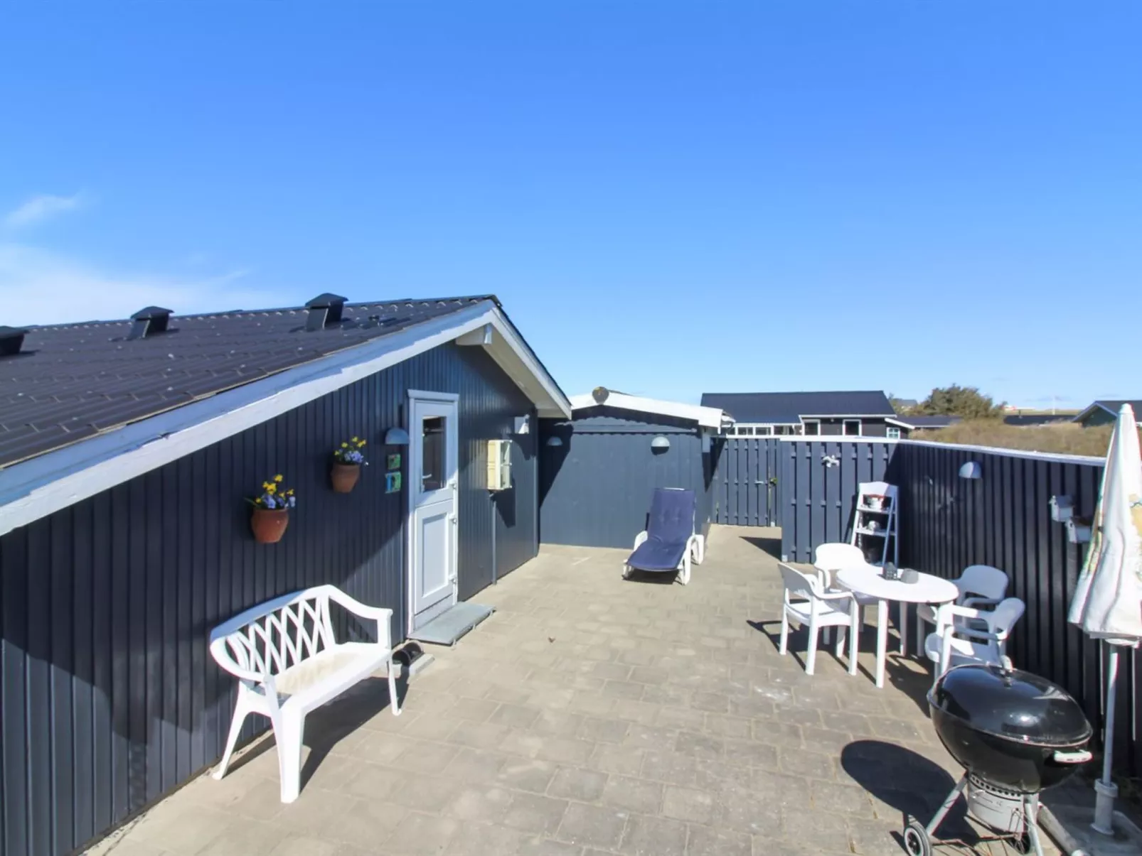 "Hælf" - 400m from the sea-Binnen