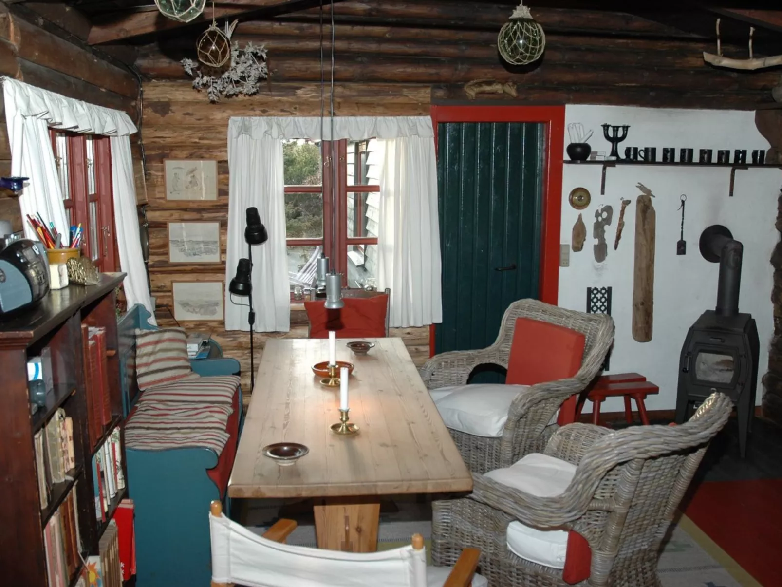 "Annita" - 300m from the sea-Binnen