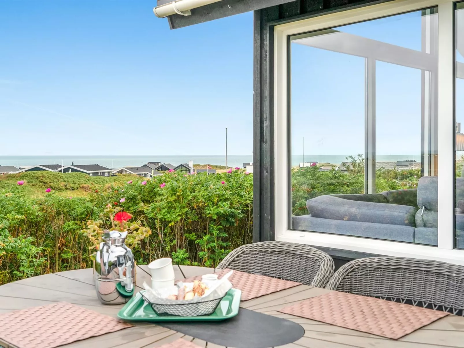 "Reinke" - 200m from the sea-Buiten