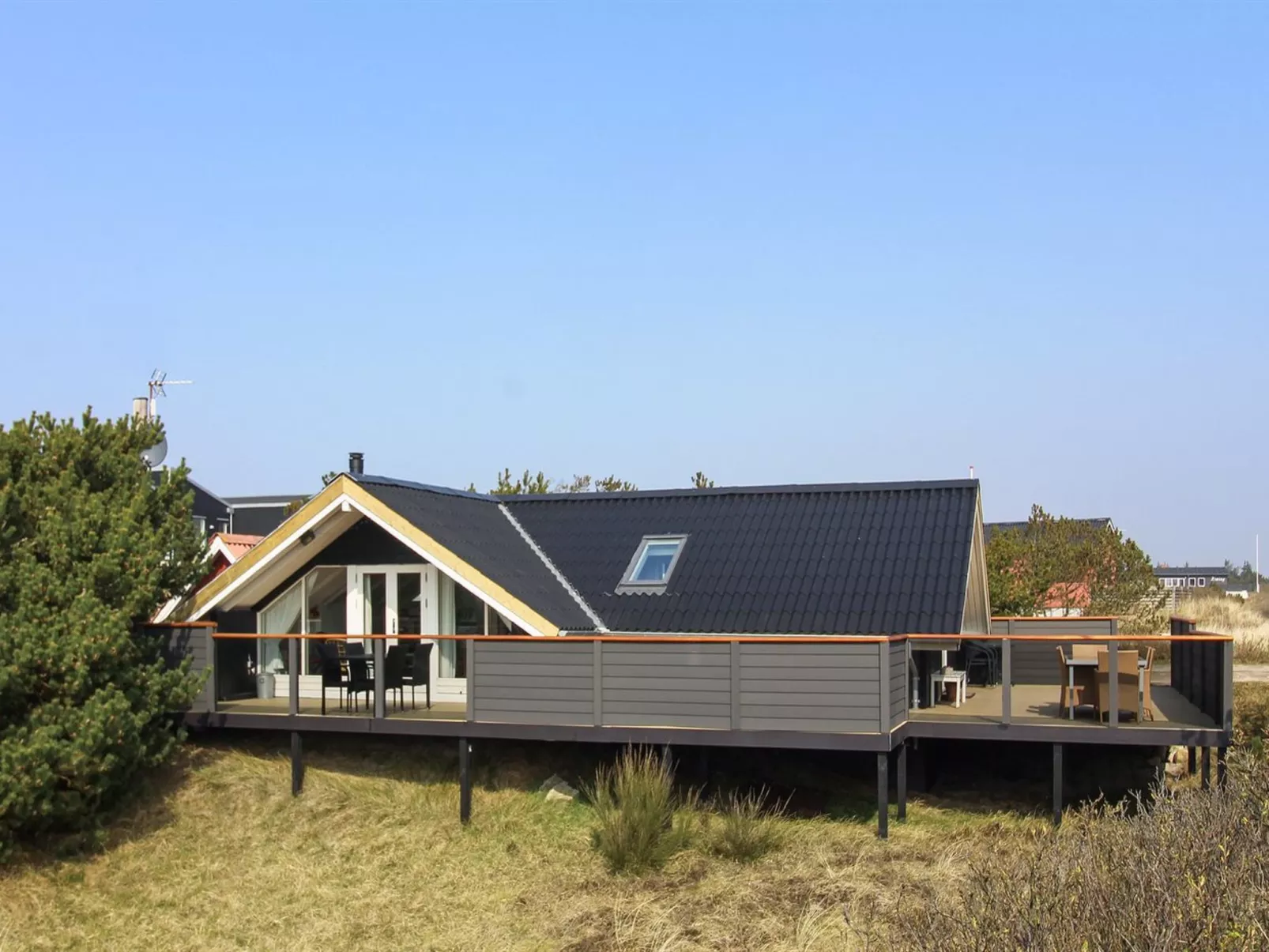 "Josie" - 200m from the sea-Buiten
