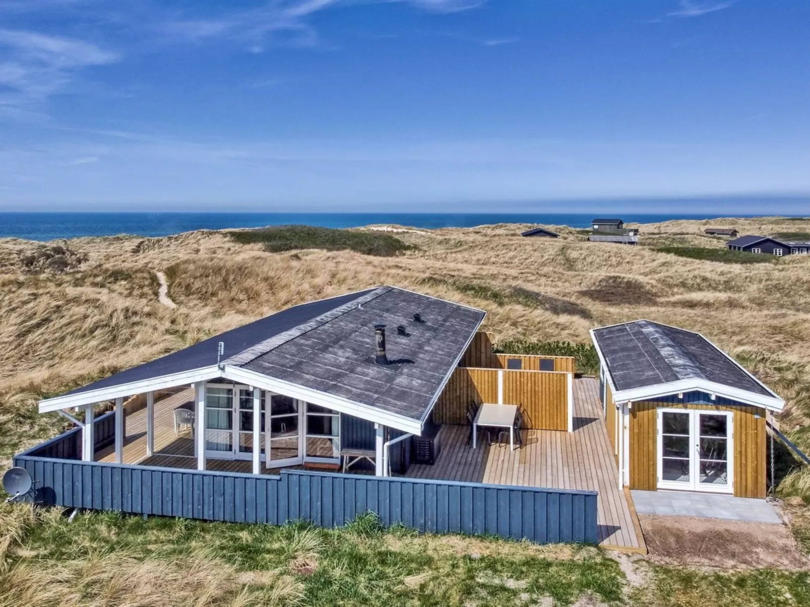 "Gojko" - 140m from the sea-Buiten