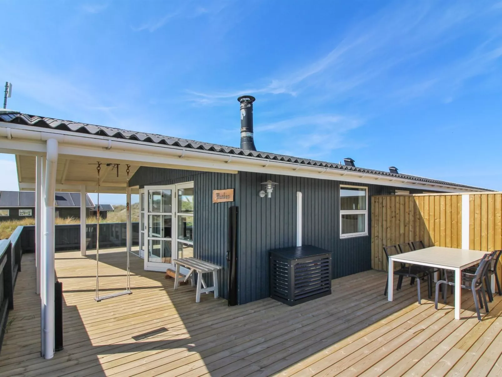 "Gojko" - 140m from the sea-Buiten