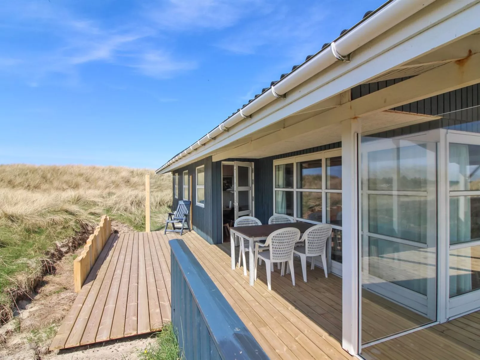 "Gojko" - 140m from the sea-Buiten