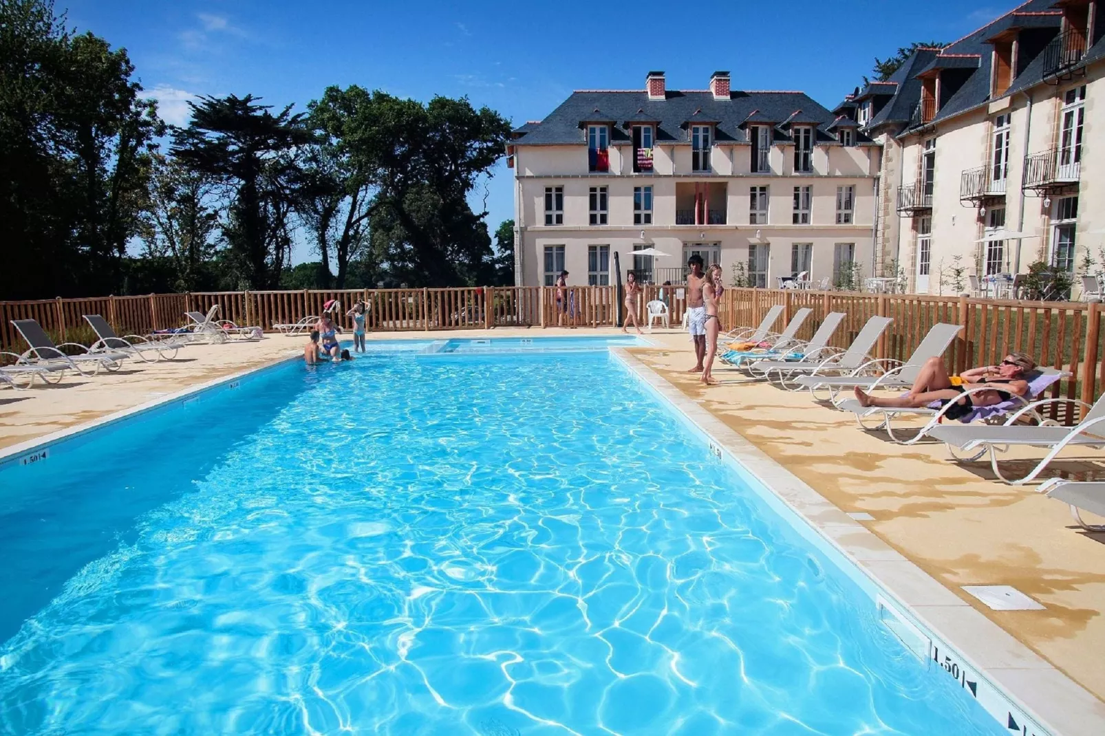 Le Château de Kergonano  4-Parkfaciliteiten