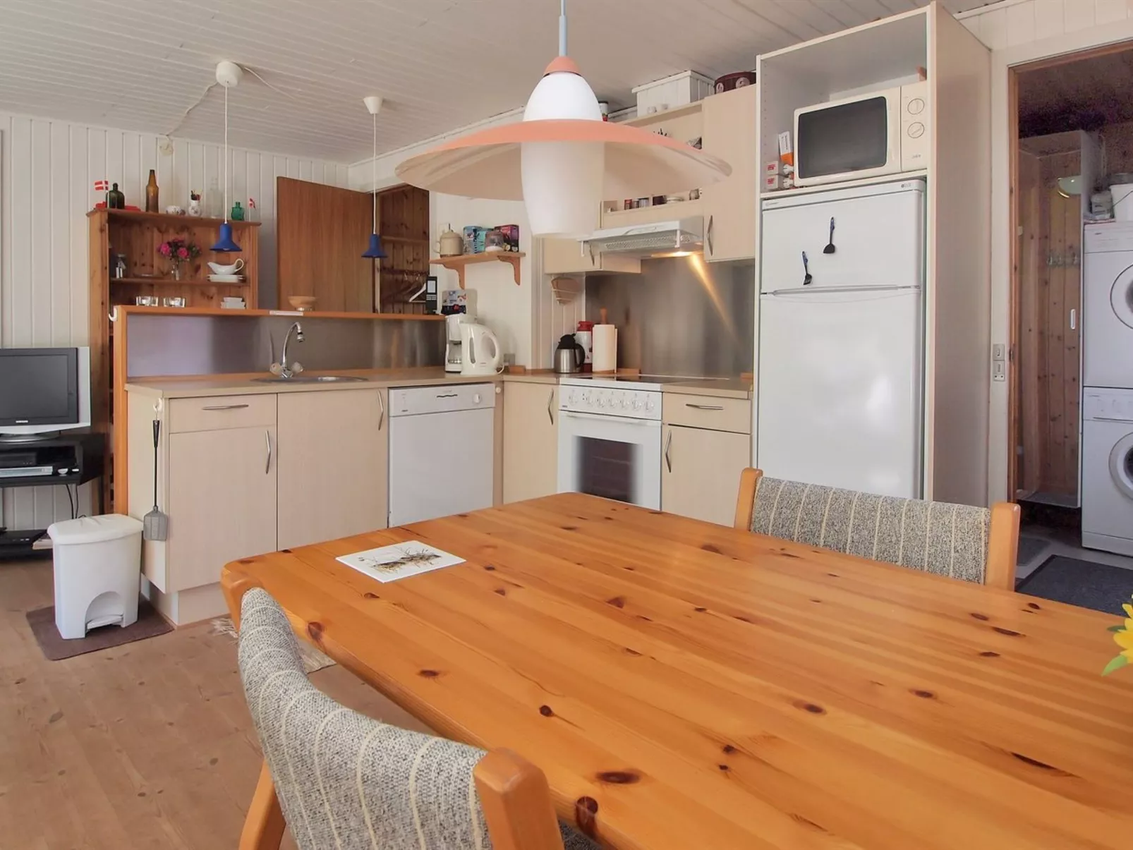 "Arendine" - 700m from the sea-Binnen