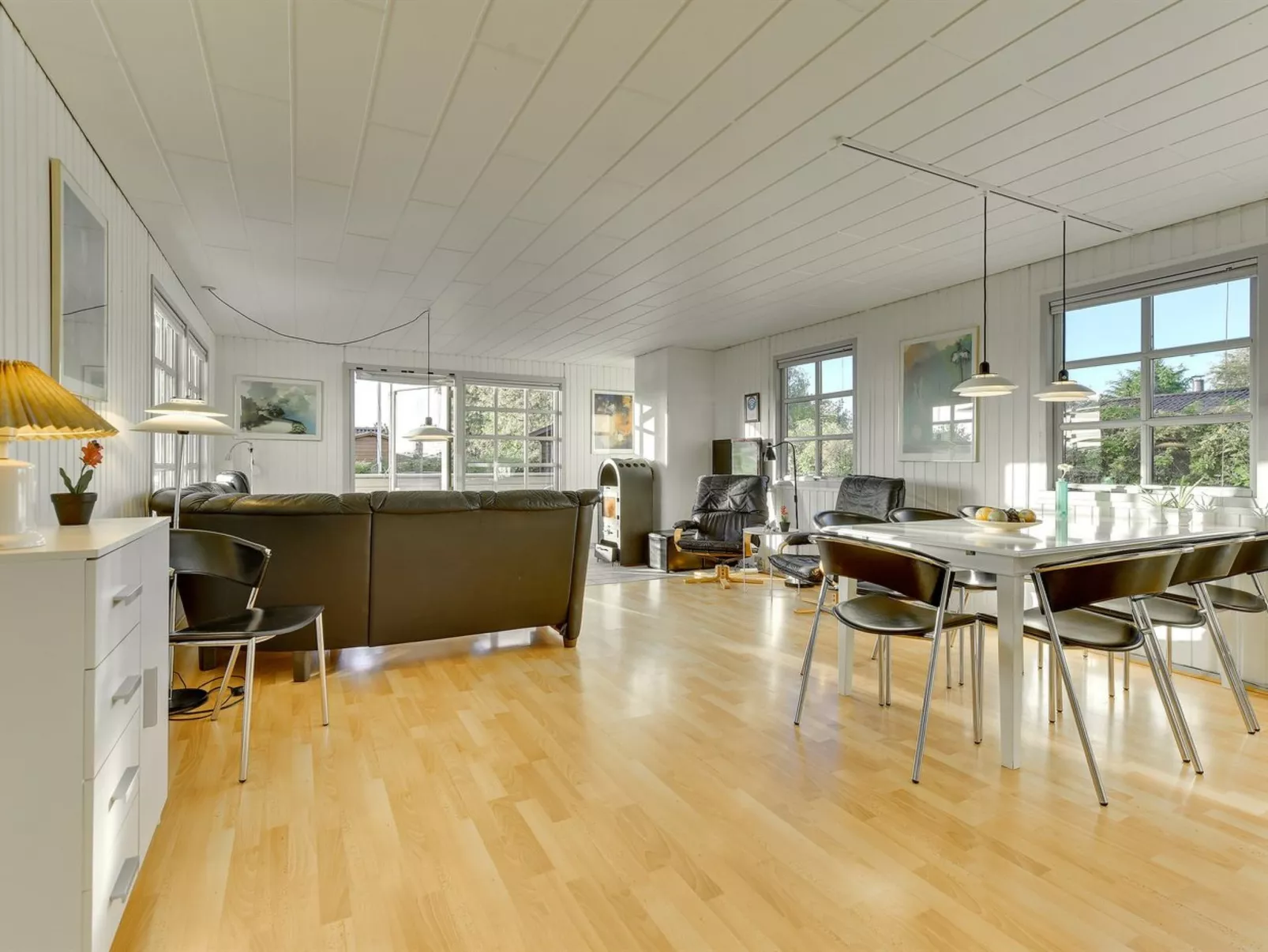 "Haralda" - 300m from the sea-Binnen