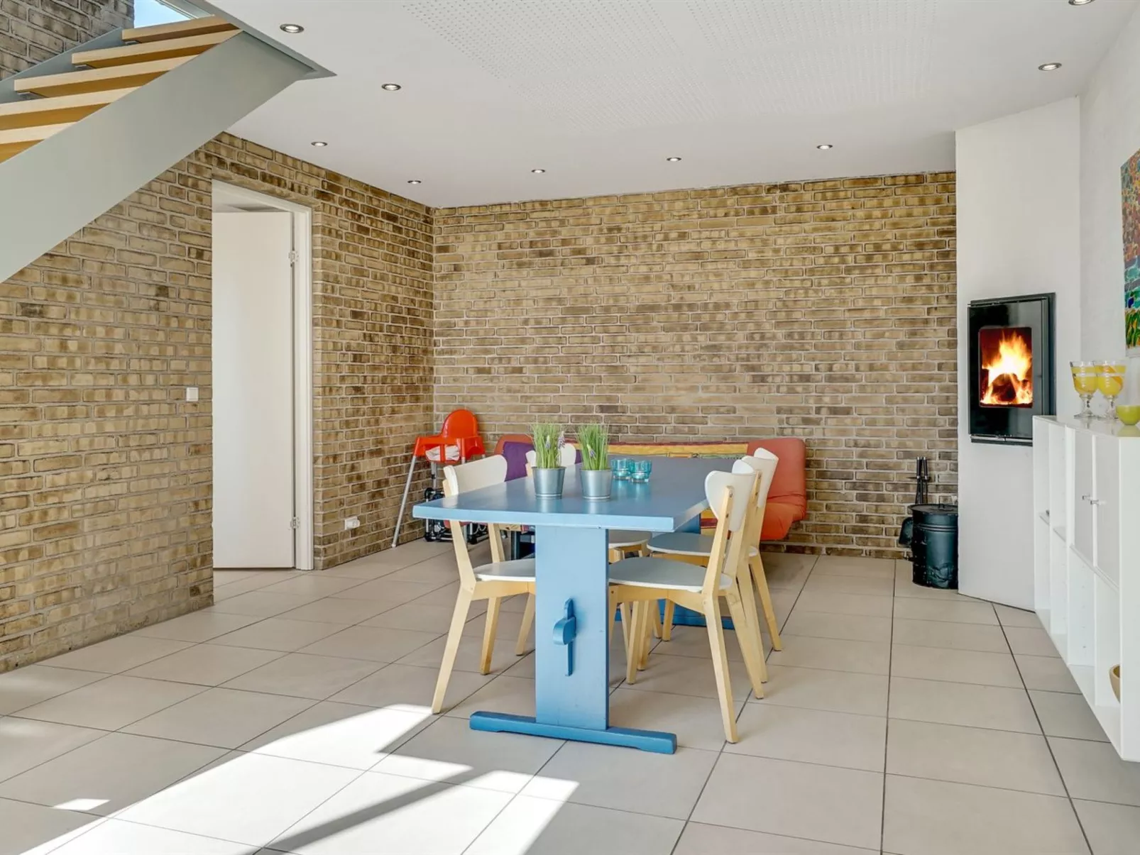 "Tinea" - 50m from the sea-Binnen