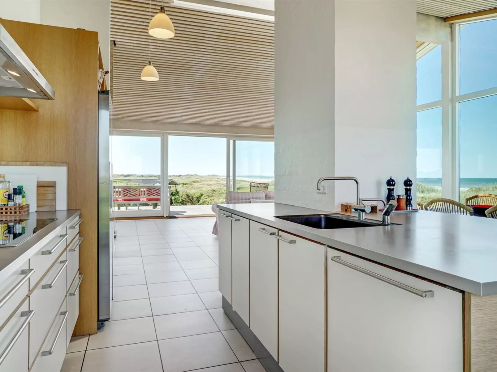 "Tinea" - 50m from the sea-Binnen