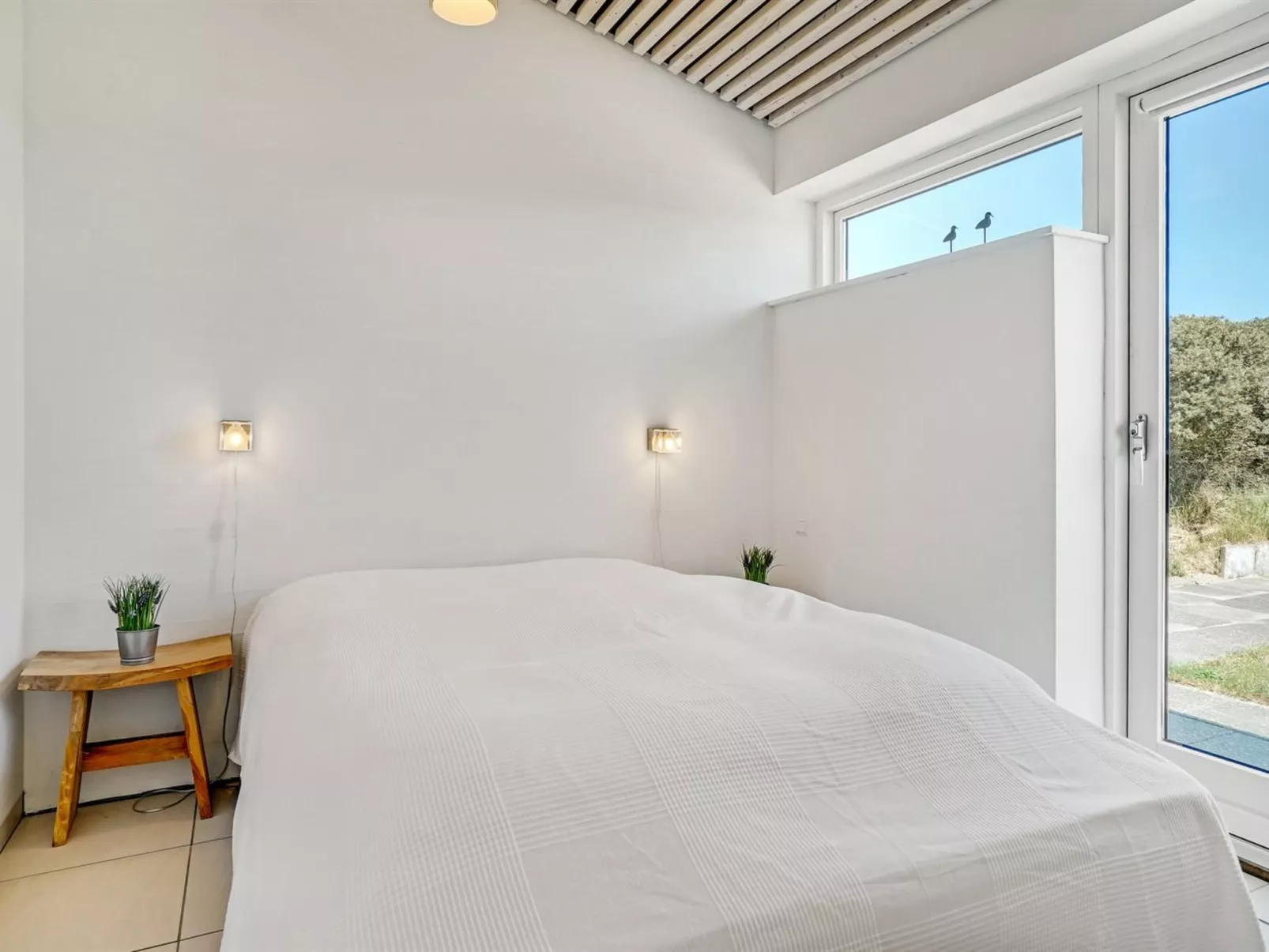 "Tinea" - 50m from the sea-Binnen
