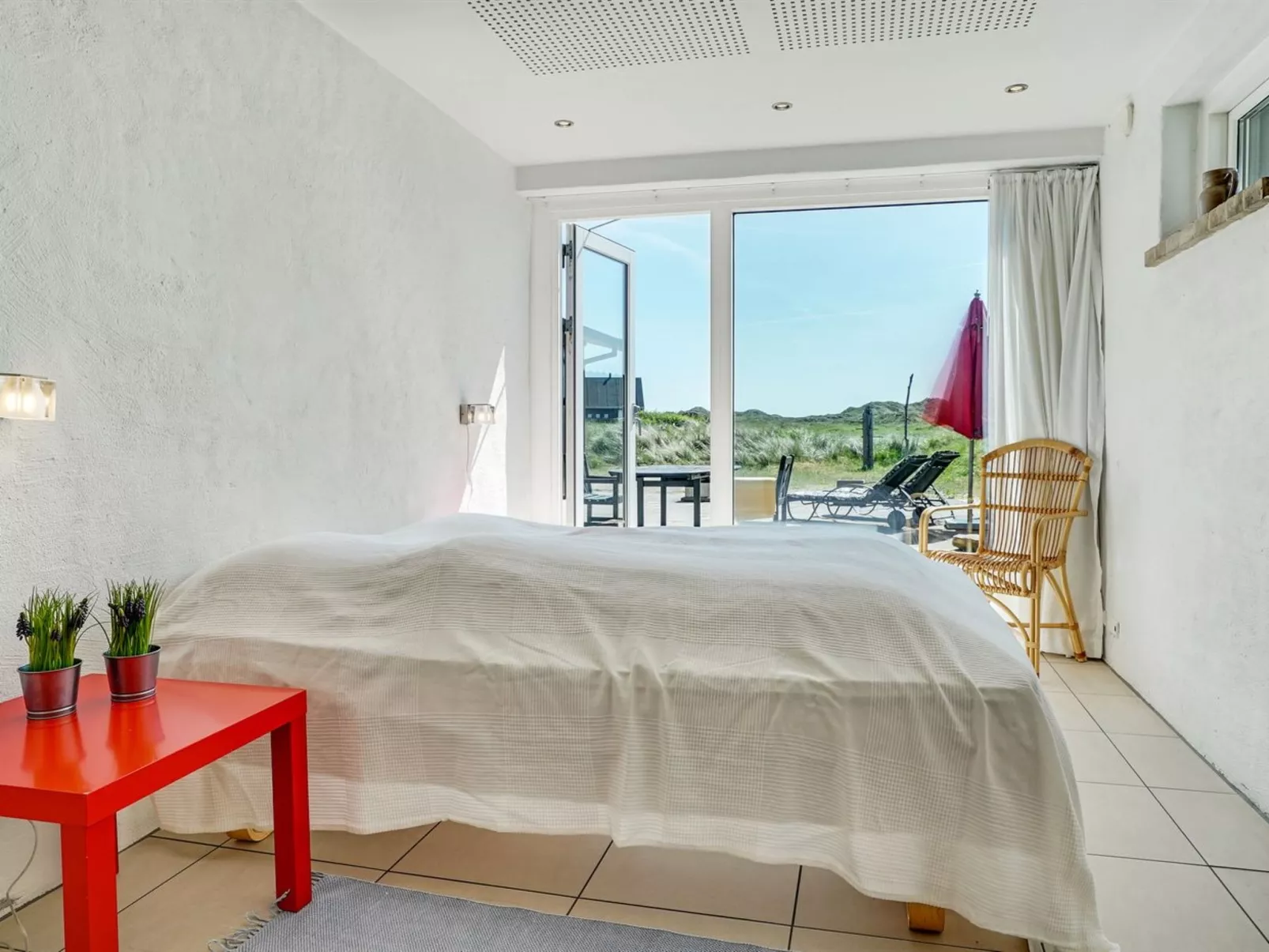 "Tinea" - 50m from the sea-Binnen
