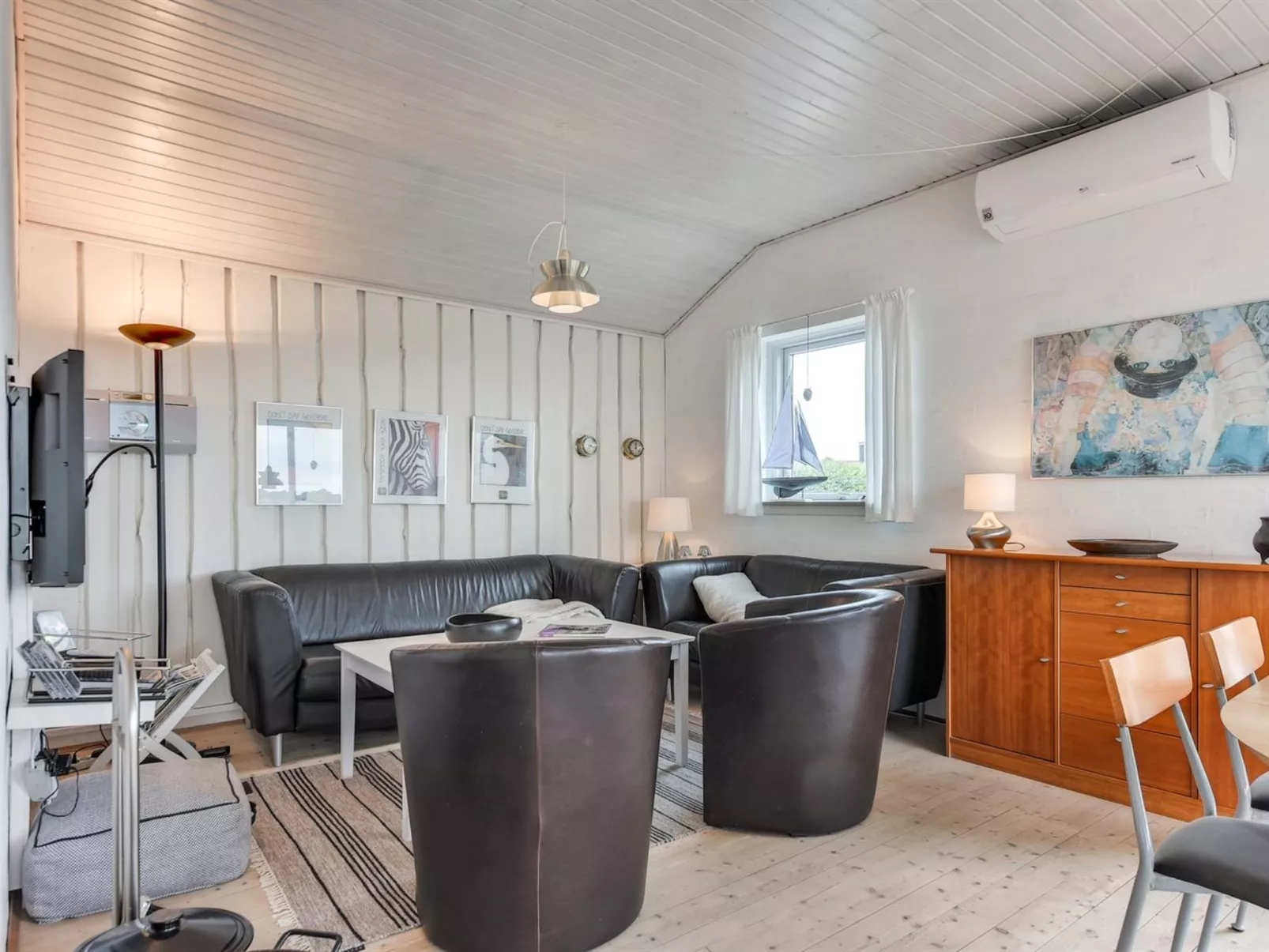 "Rek" - 75m from the sea-Binnen