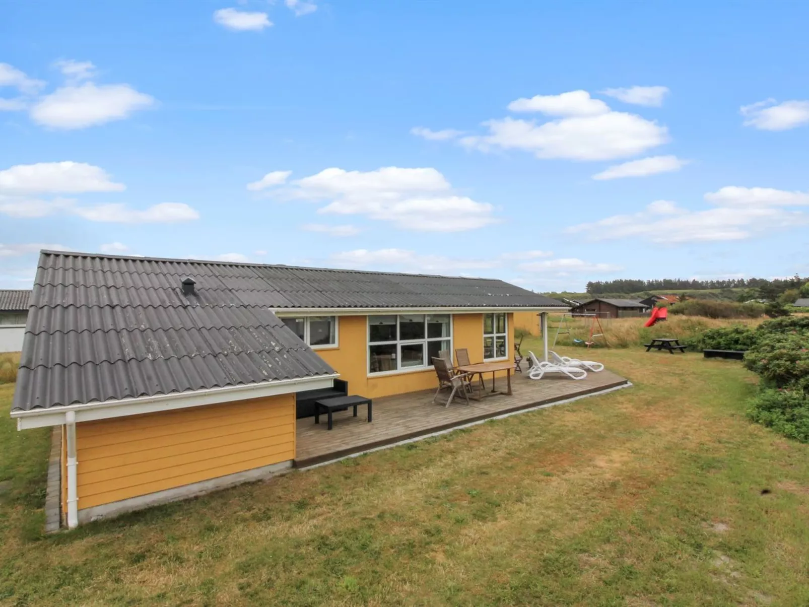 "Adelbert" - 400m from the sea-Buiten