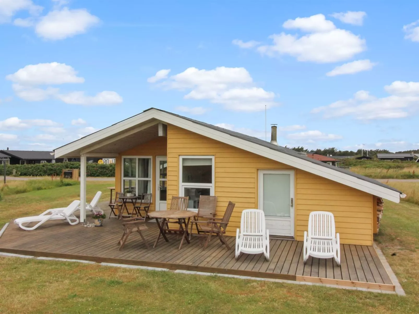 "Adelbert" - 400m from the sea-Buiten