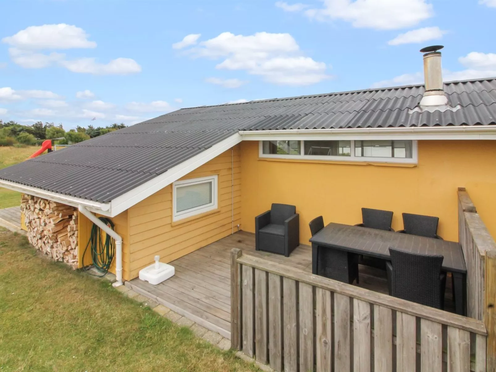 "Adelbert" - 400m from the sea-Buiten