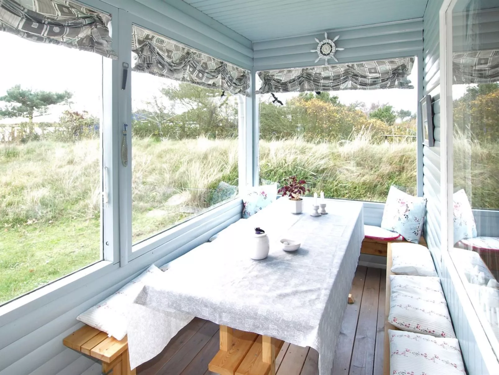"Bondi" - 150m from the sea-Binnen