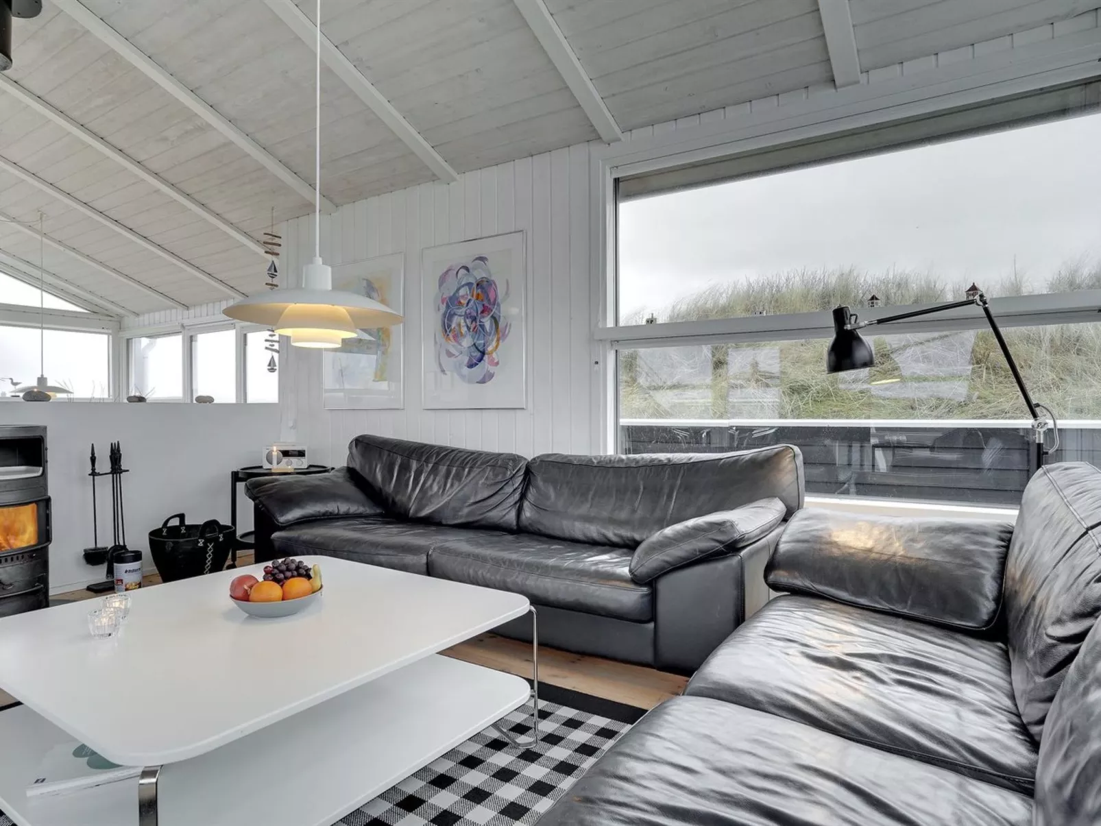"Swerting" - 230m from the sea-Binnen