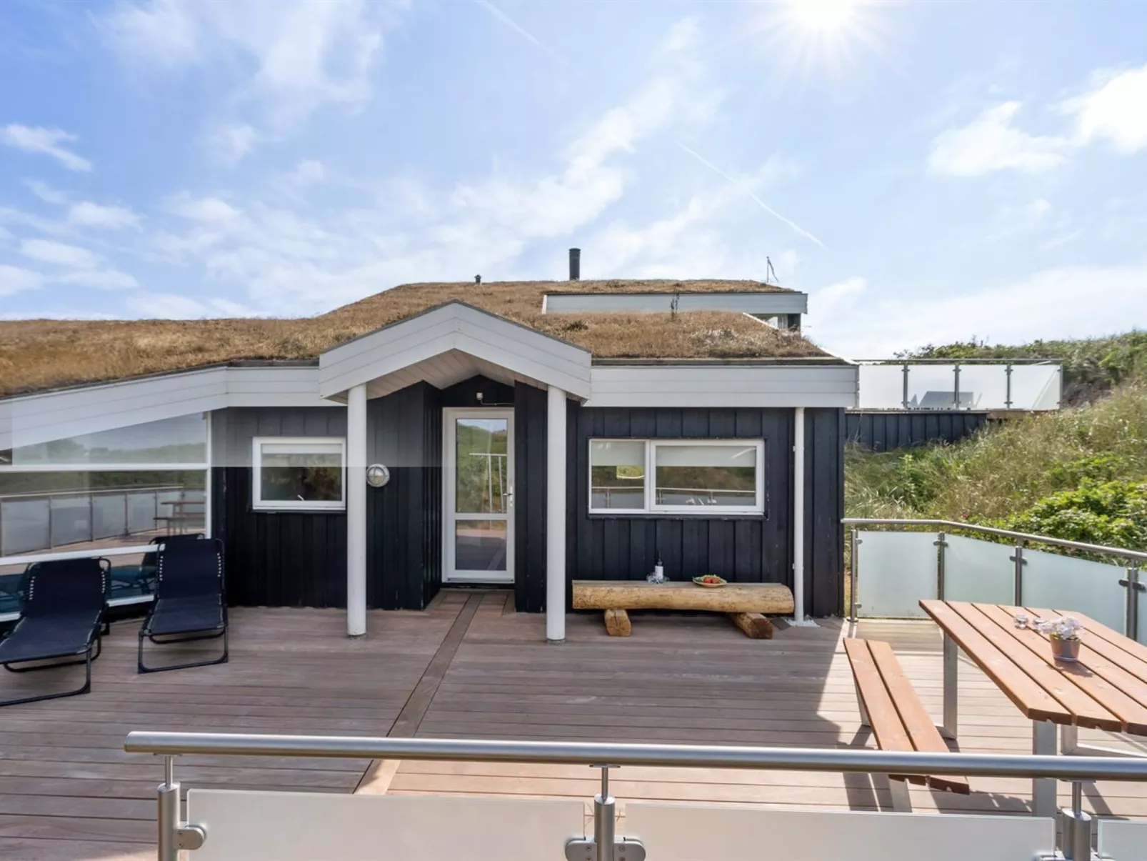 "Swerting" - 230m from the sea-Buiten