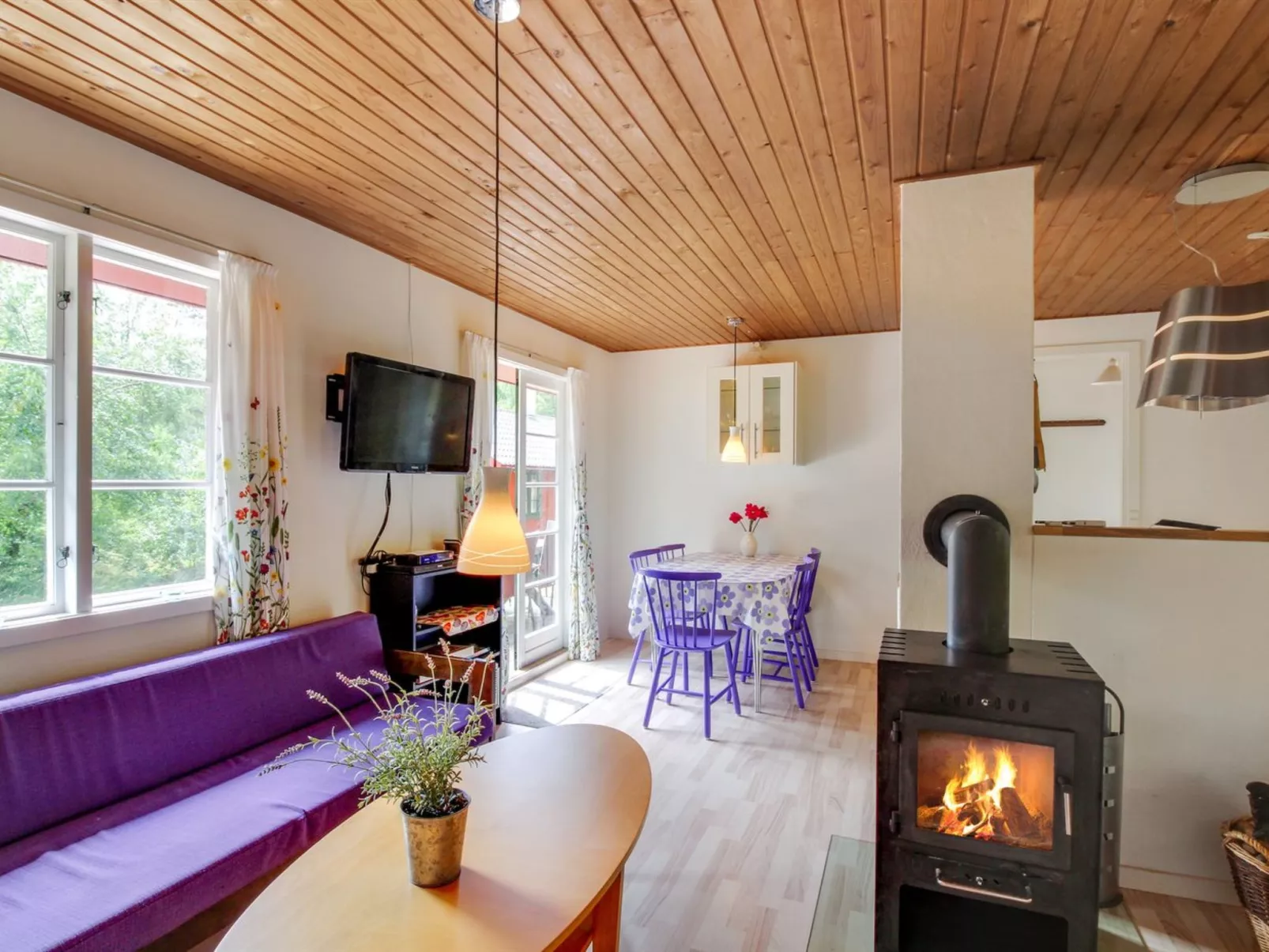 "Georg" - 300m from the sea-Binnen
