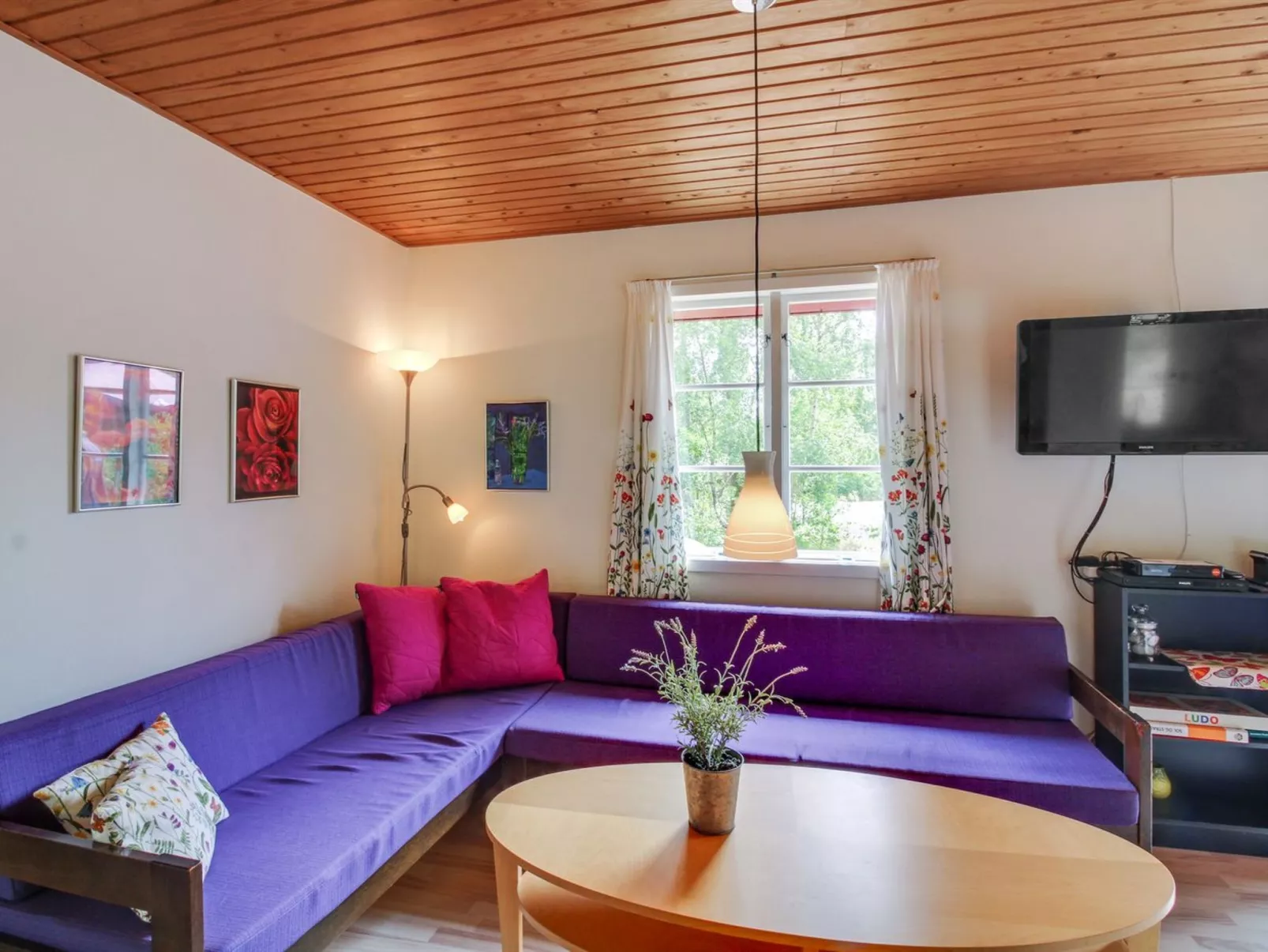 "Georg" - 300m from the sea-Binnen