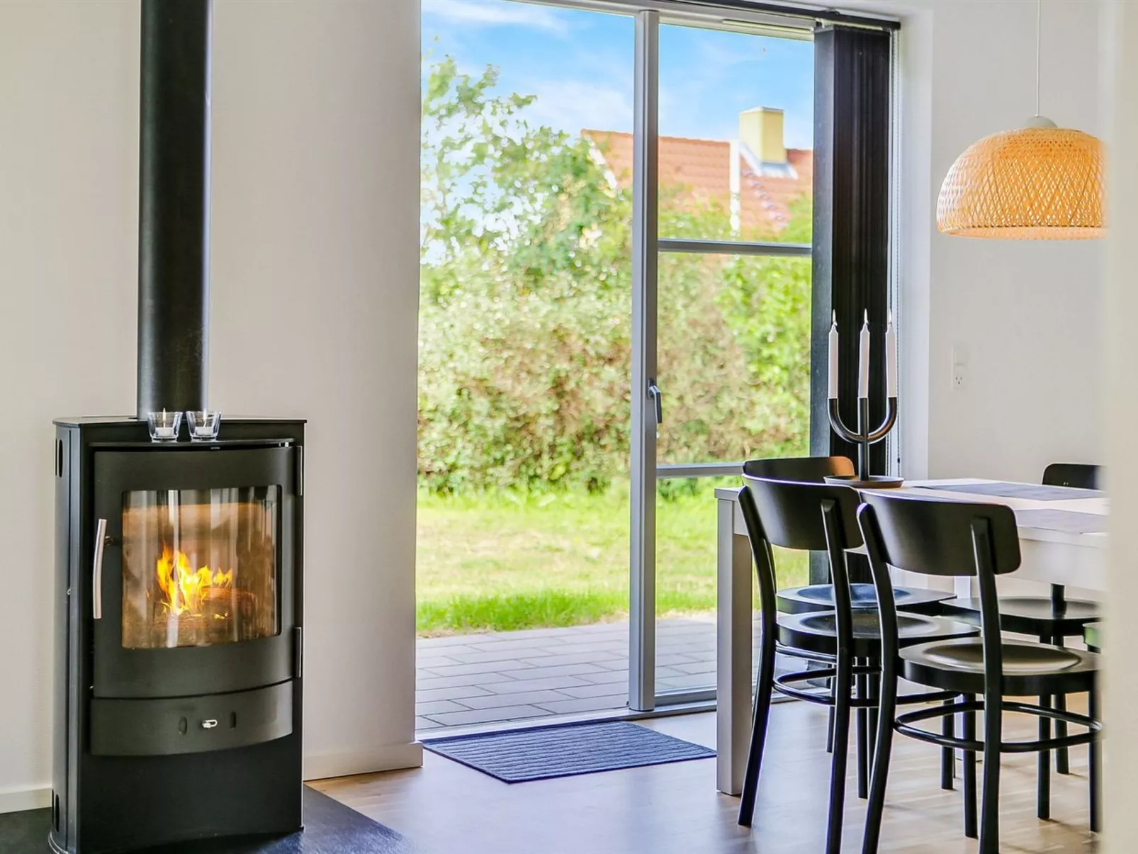 "Marijanne" - 500m from the sea-Binnen