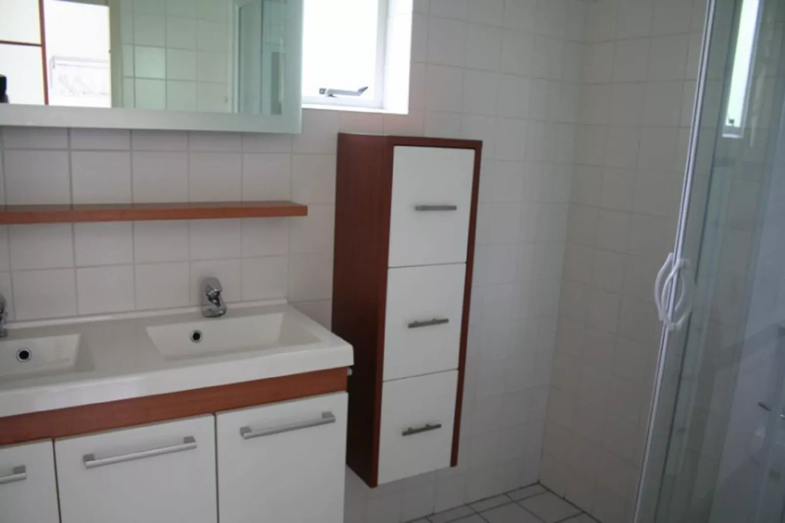 Vakantiepark de Krim 12-Badkamer