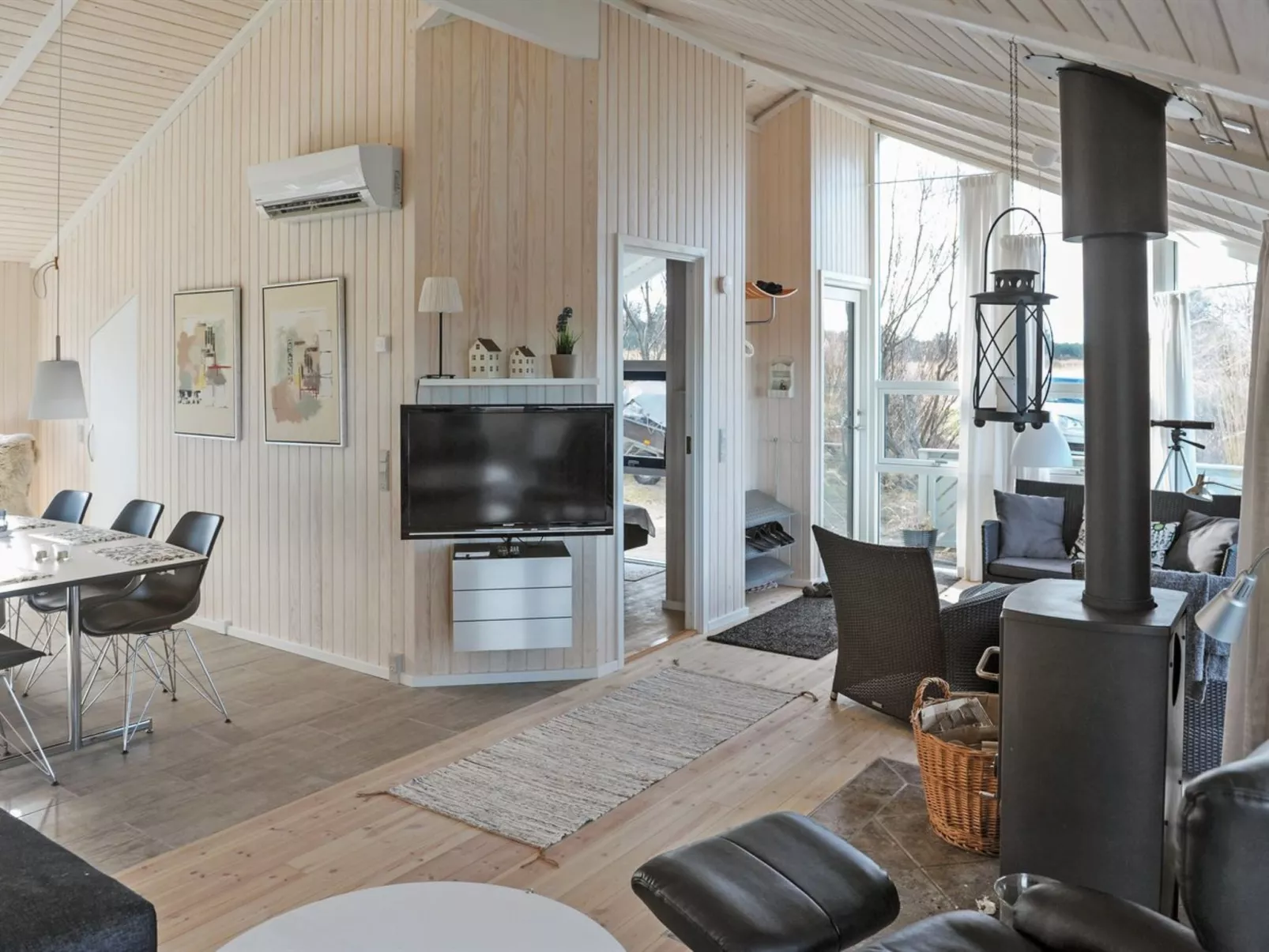 "Mathias" - 625m from the sea-Binnen