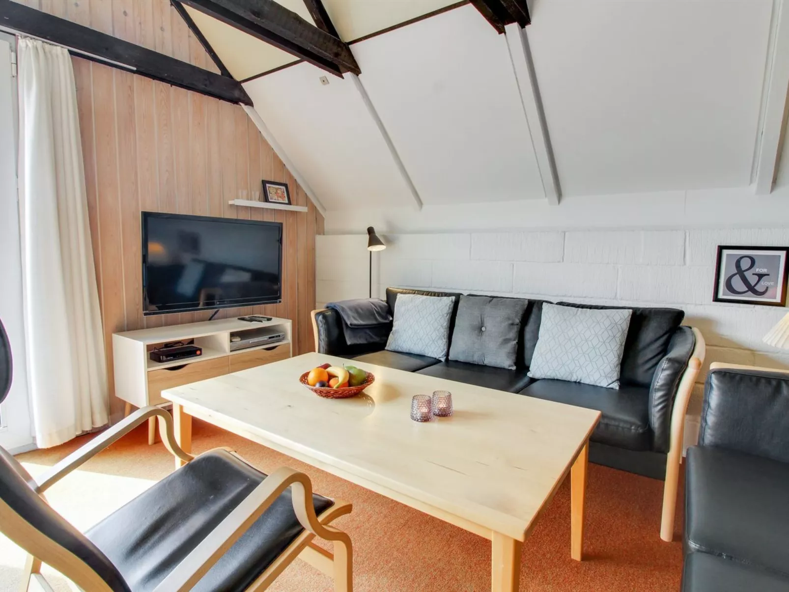 "Florentine" - 600m from the sea-Binnen