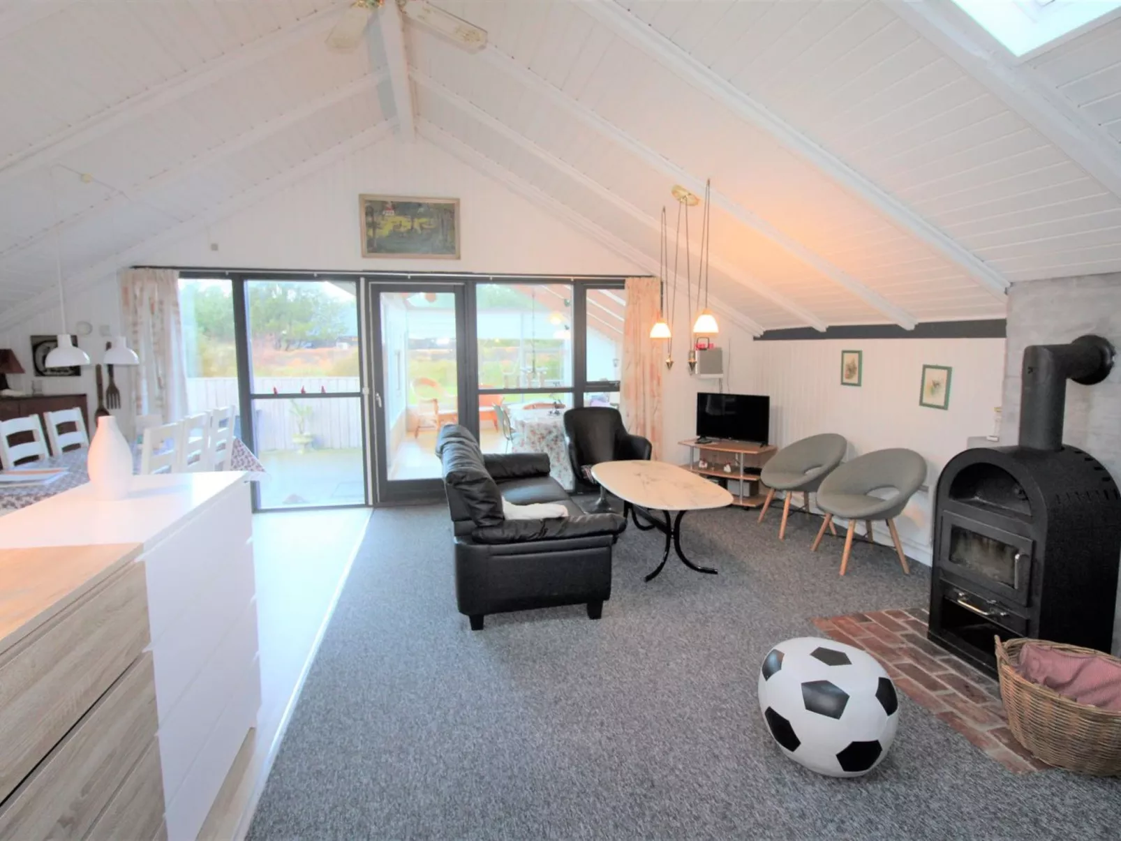 "Solvejk" - 800m from the sea-Binnen