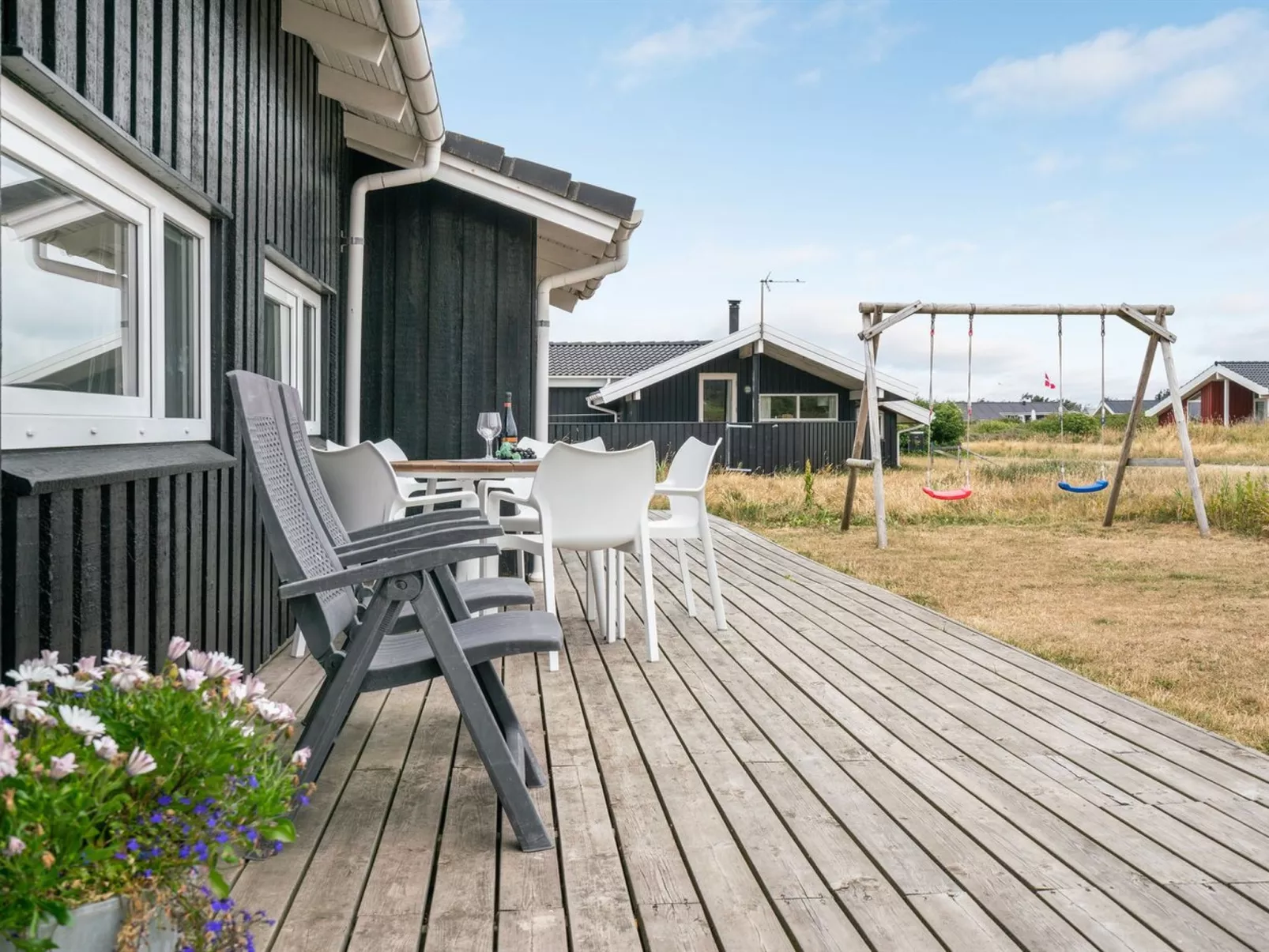 "Anika" - 250m from the sea-Buiten