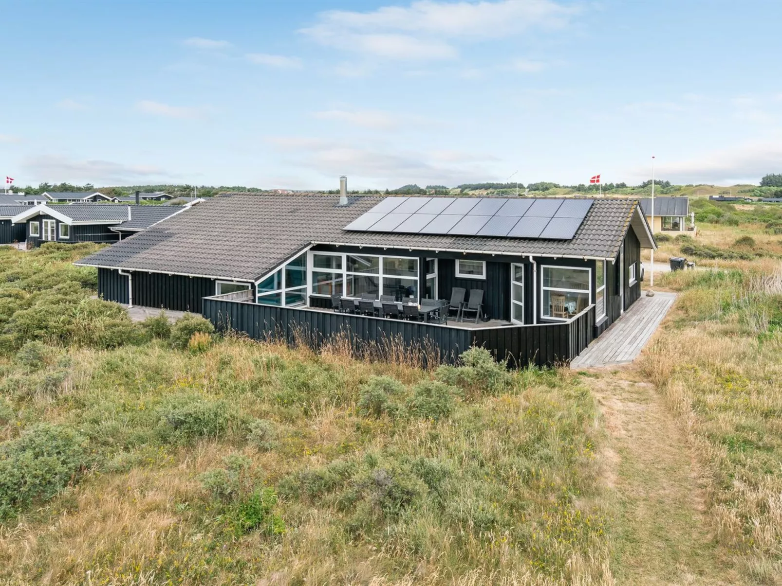 "Anika" - 250m from the sea-Buiten