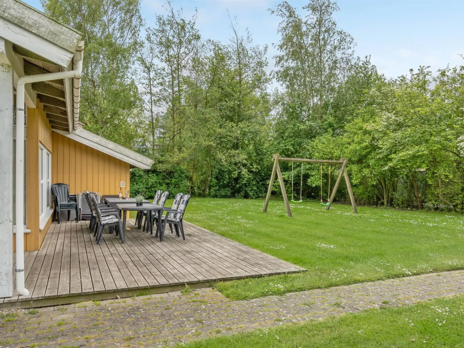 "Gutta" - 500m from the sea-Buiten