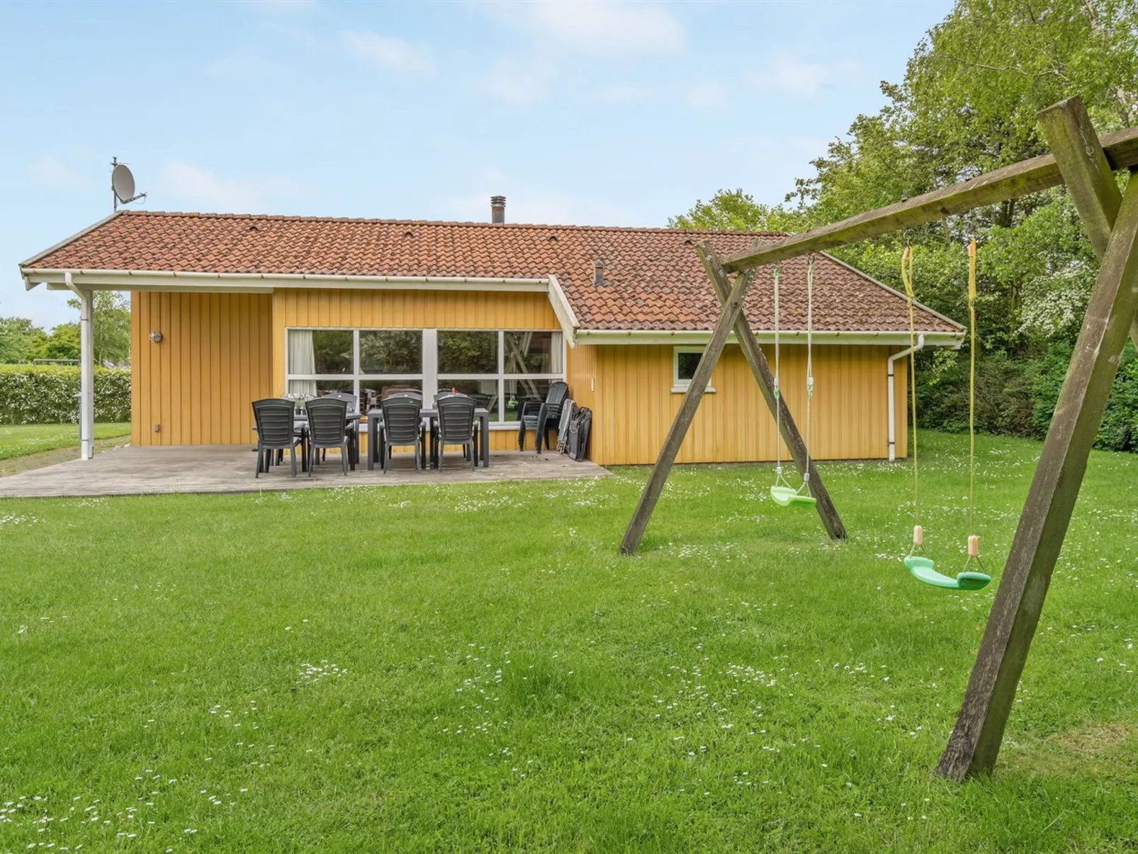 "Gutta" - 500m from the sea-Buiten