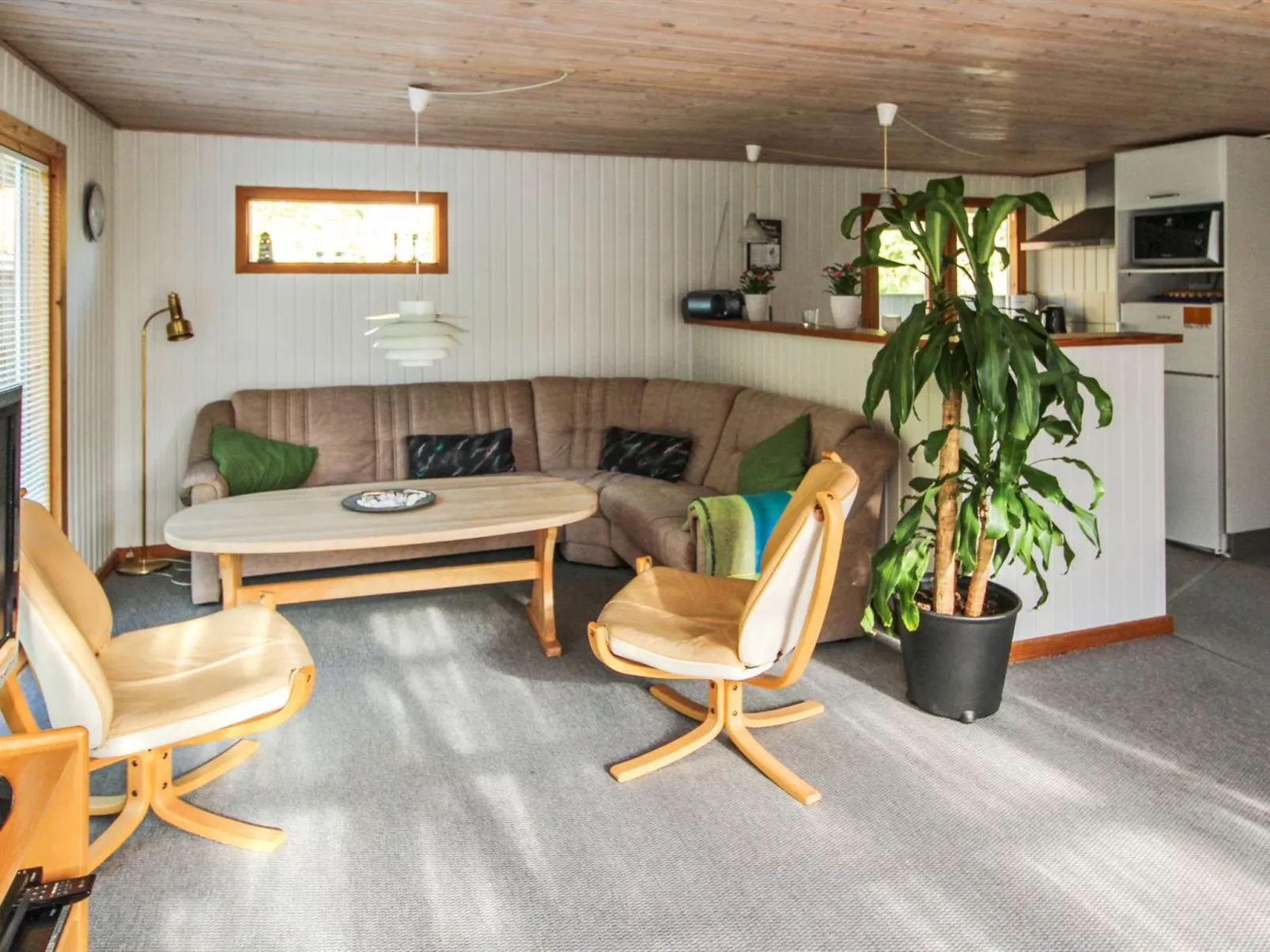 "Ketildor" - 100m from the sea-Binnen