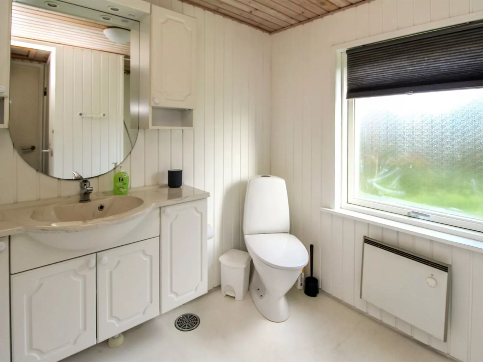"Ketildor" - 100m from the sea-Binnen