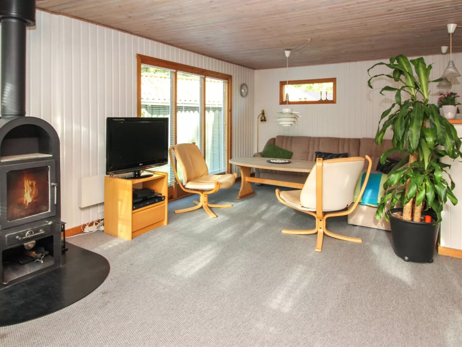 "Ketildor" - 100m from the sea-Binnen