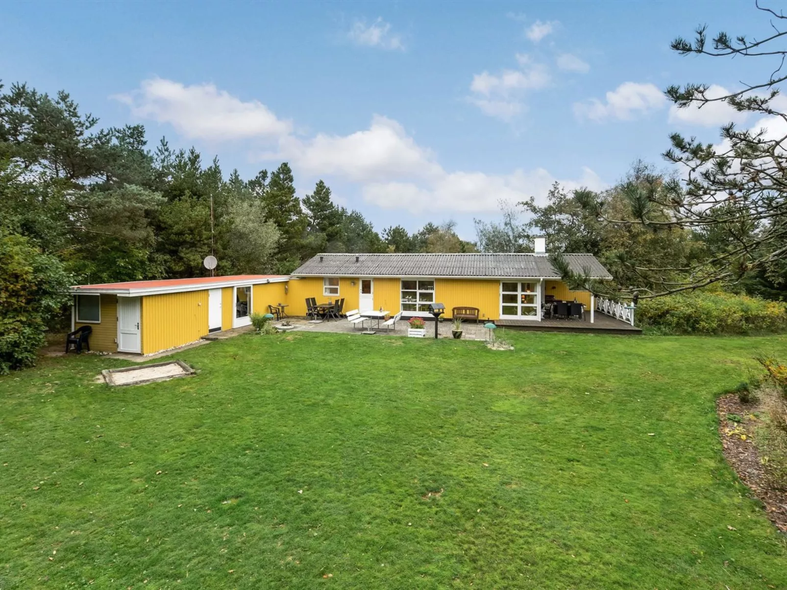 "Arnelung" - 1.9km from the sea-Buiten