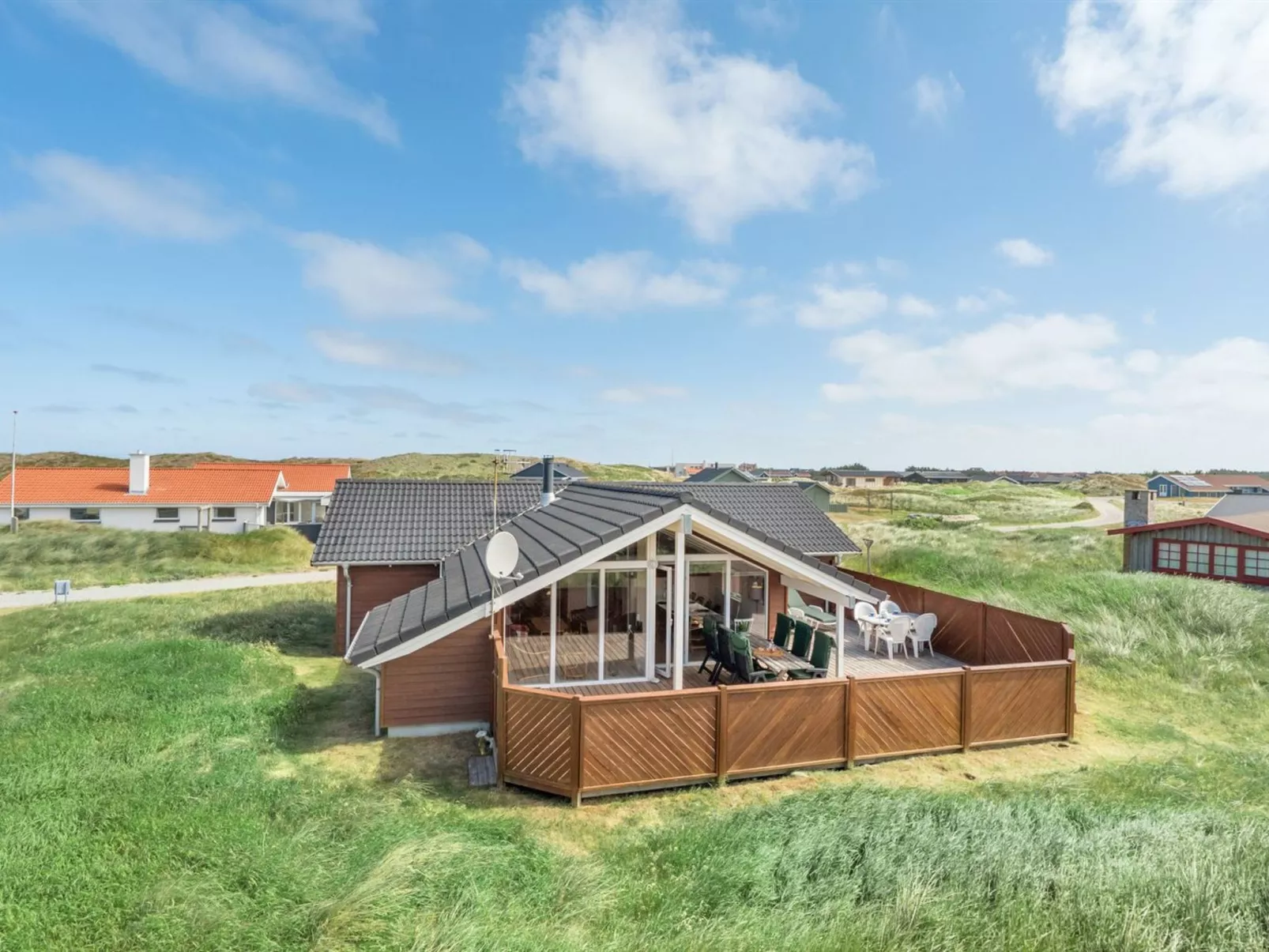 "Horsten" - 350m from the sea-Buiten