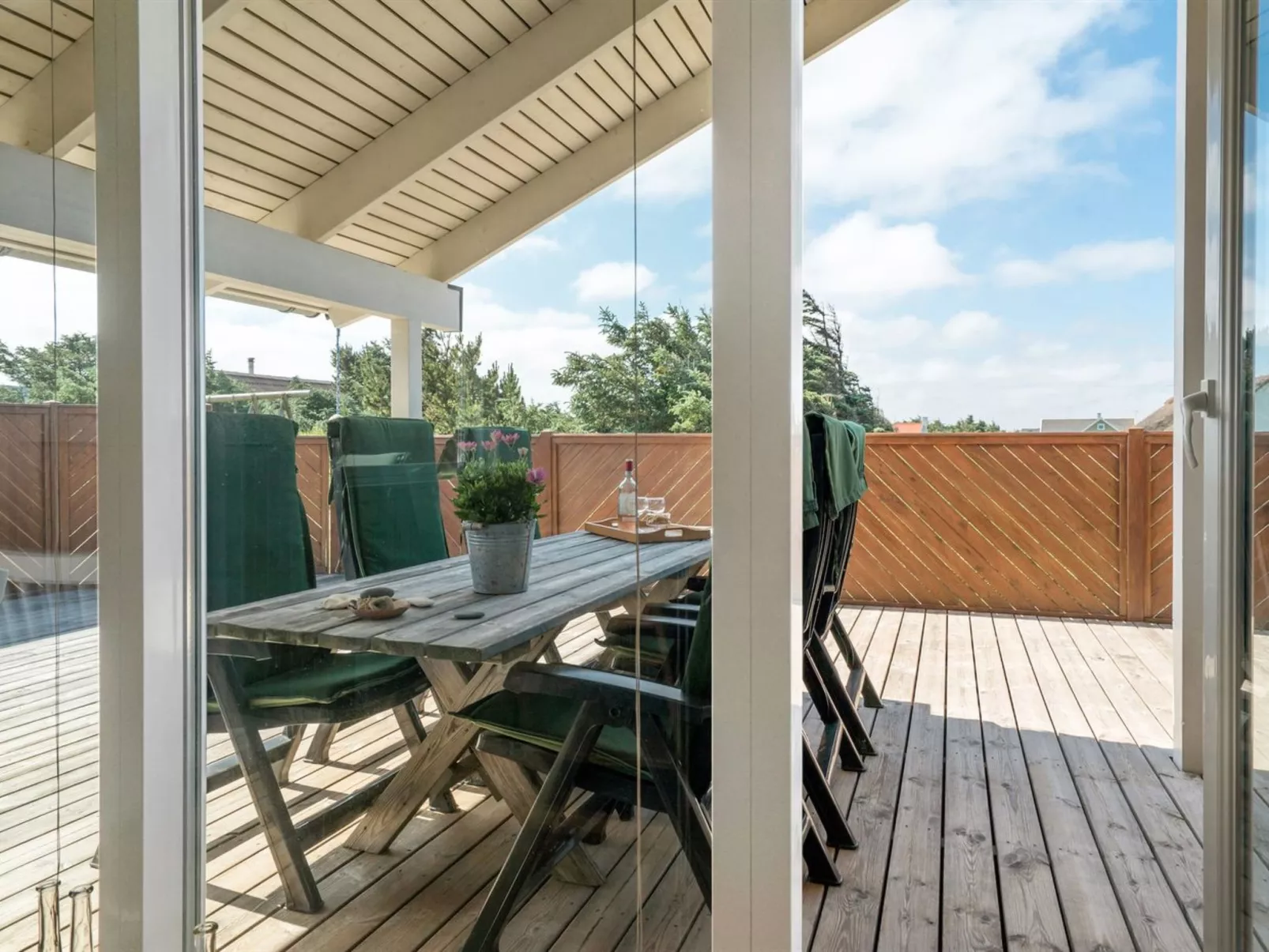 "Horsten" - 350m from the sea-Buiten