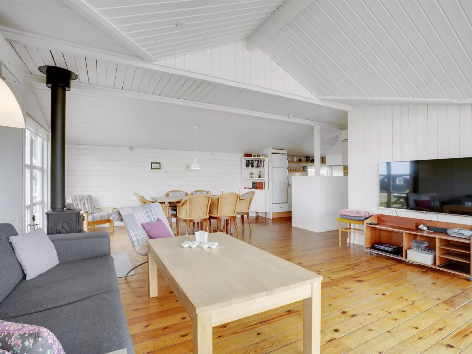 "Dreng" - 800m from the sea-Binnen