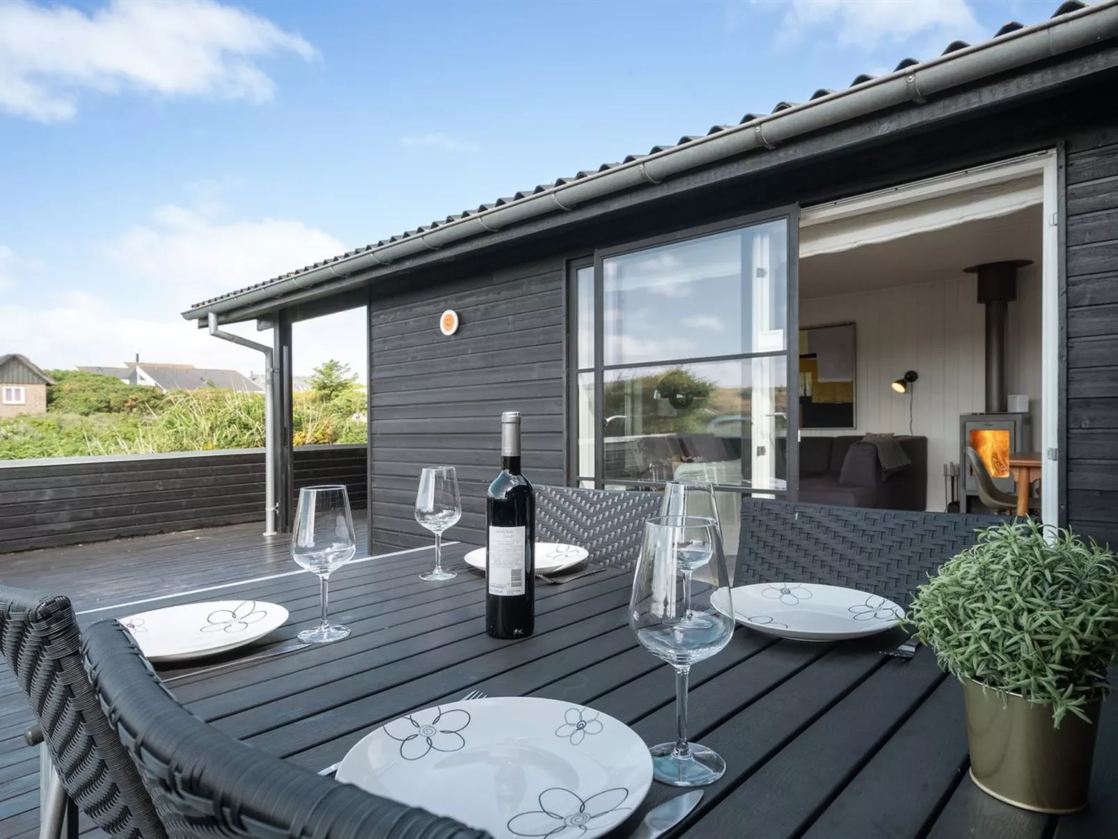 "Godelind" - 200m from the sea-Buiten