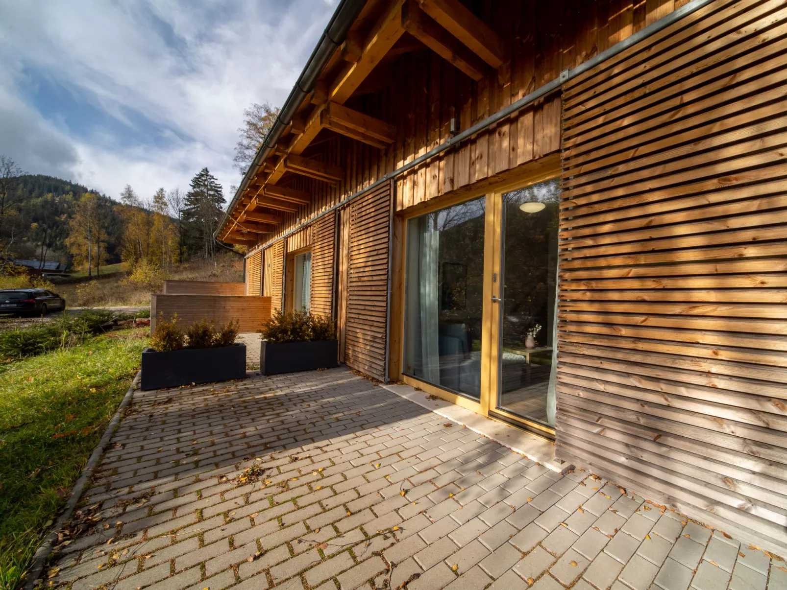Ski-In Ski-Out Mountain Duplex Portášky3-Buiten
