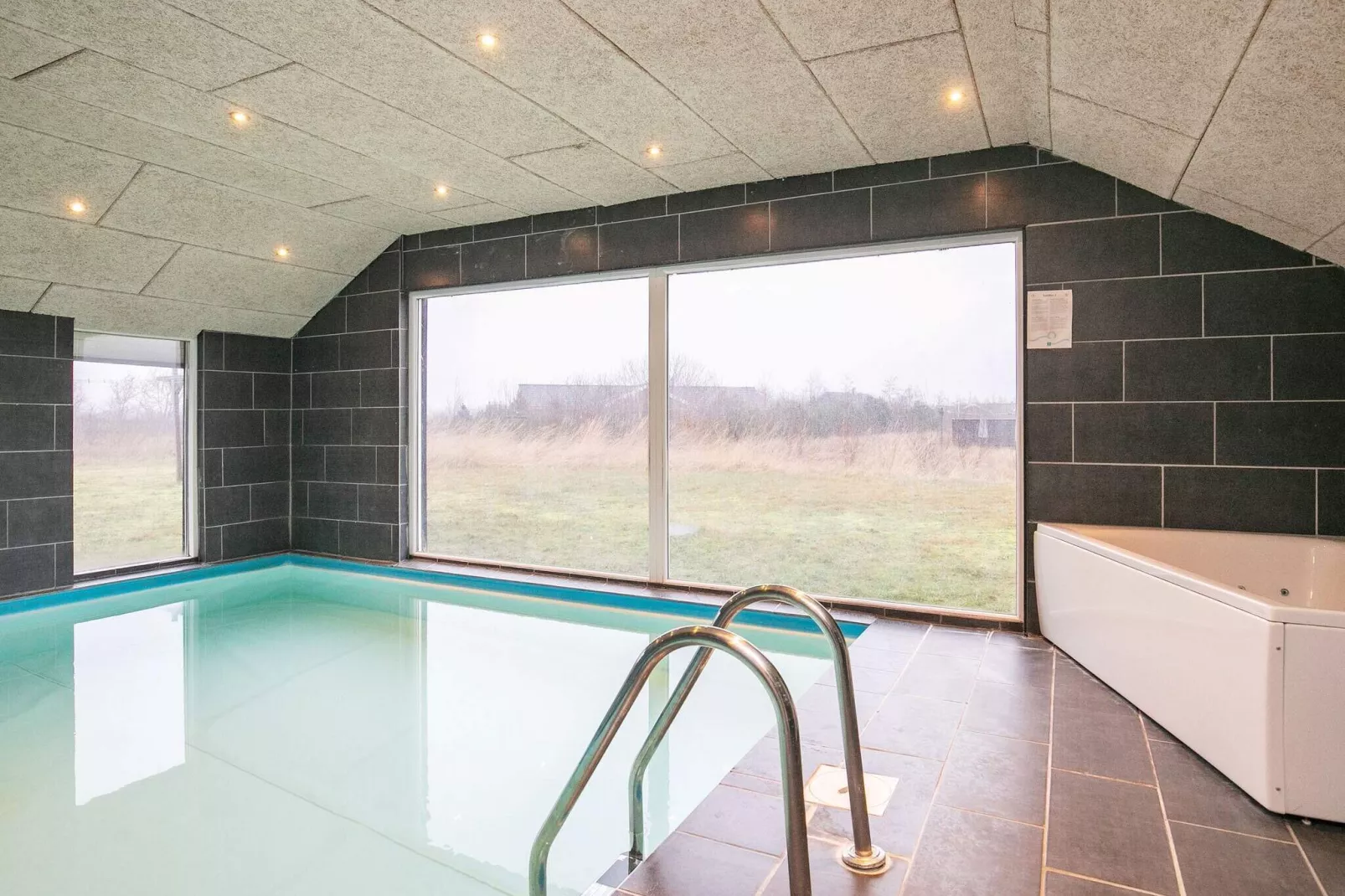 24 persoons vakantie huis in Brovst-Zwembad