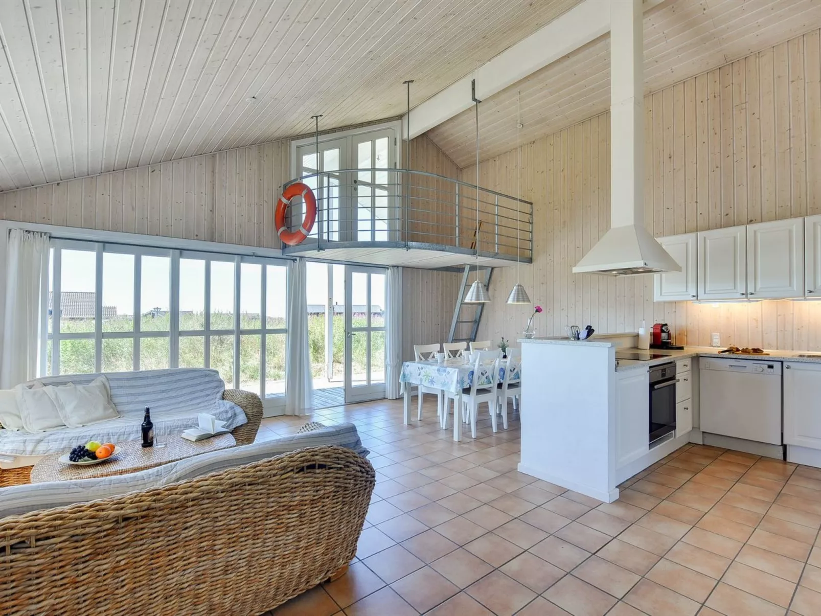 "Dorethea" - 300m from the sea-Binnen