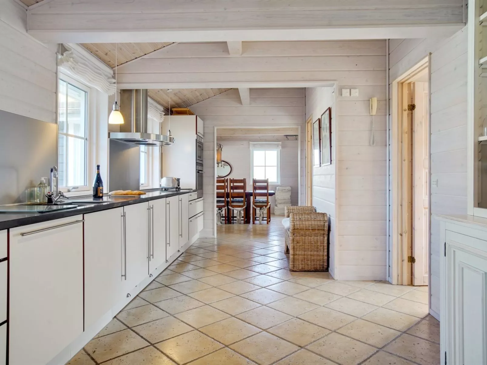 "Rima" - 200m from the sea-Binnen