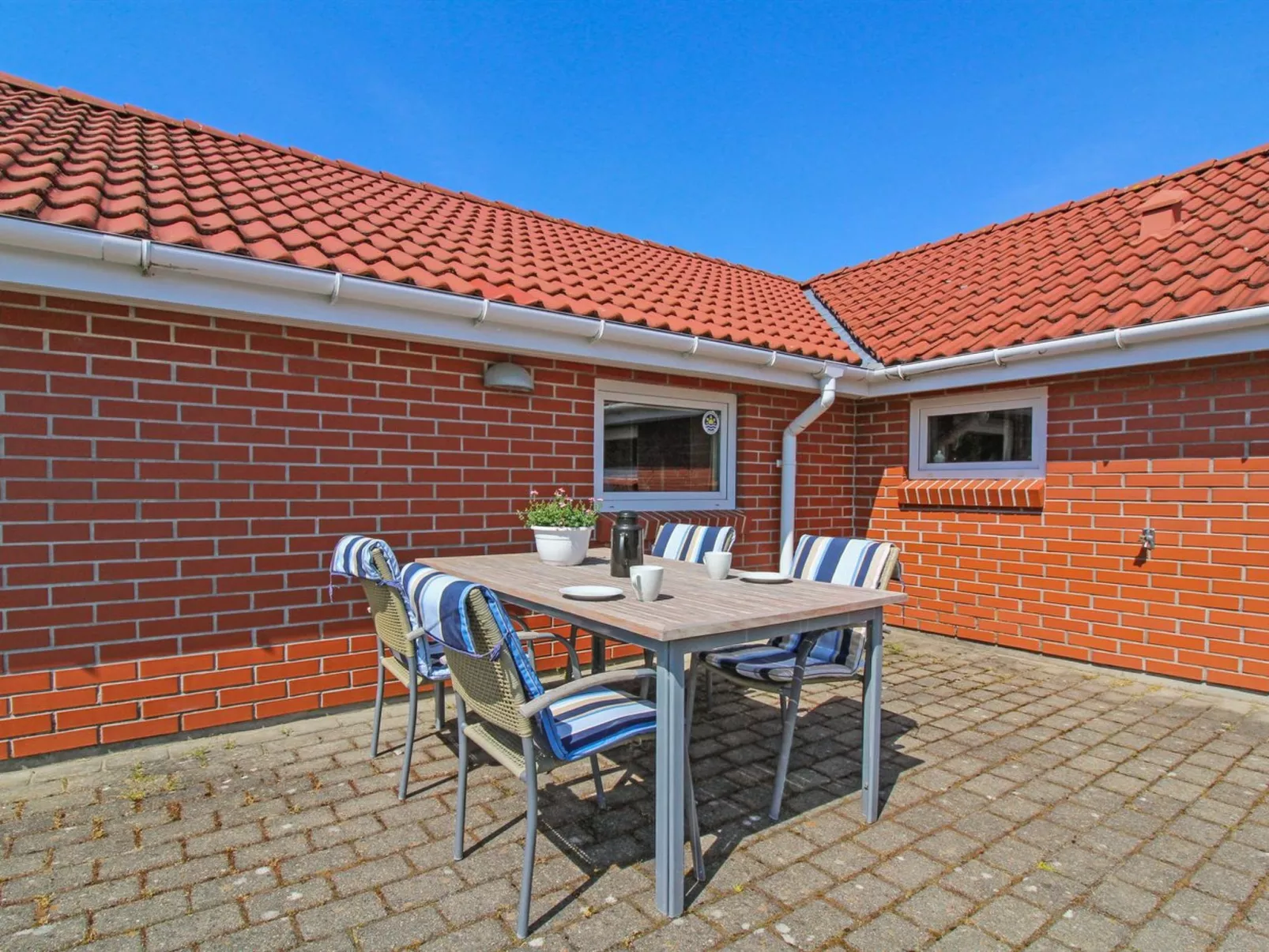 "Erp" - 10km from the sea-Buiten