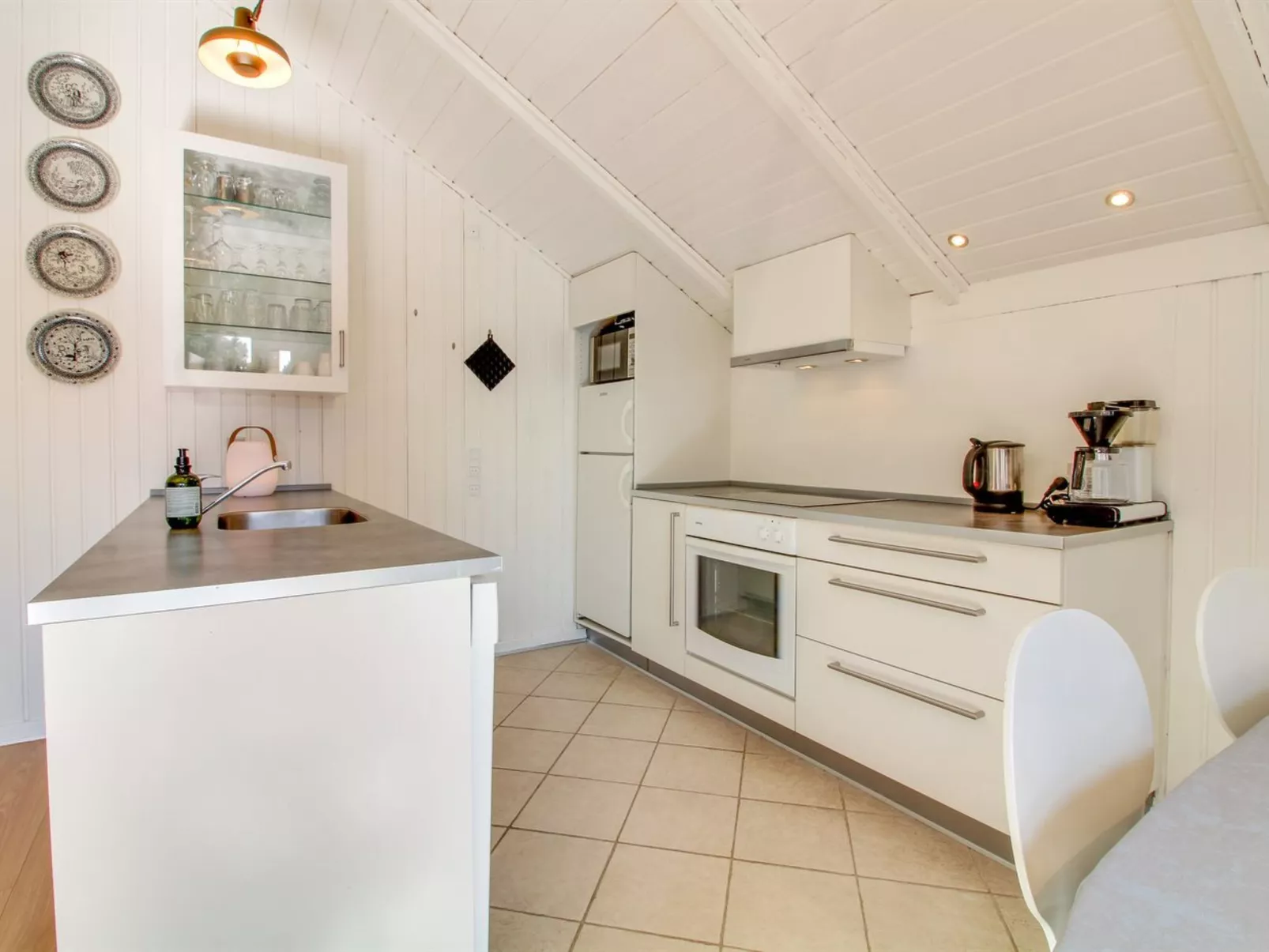"Egbert" - 900m from the sea-Binnen